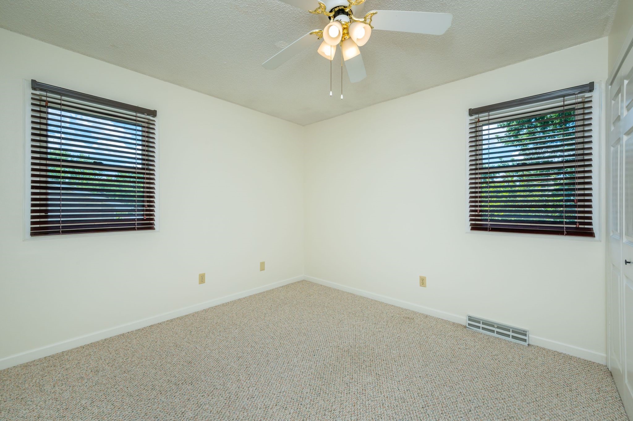 6700 Nw 52nd Court Property Photo 16