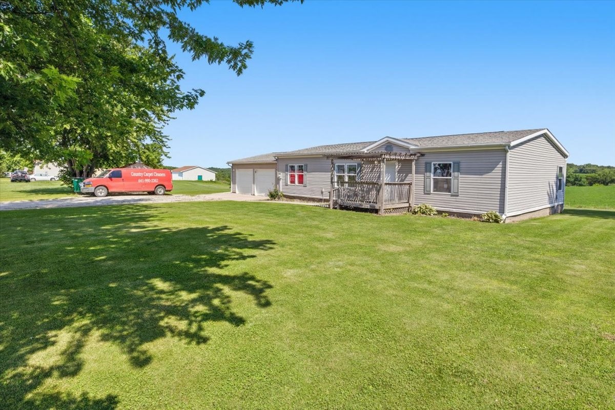 1195 Forest Home Road Property Photo 5