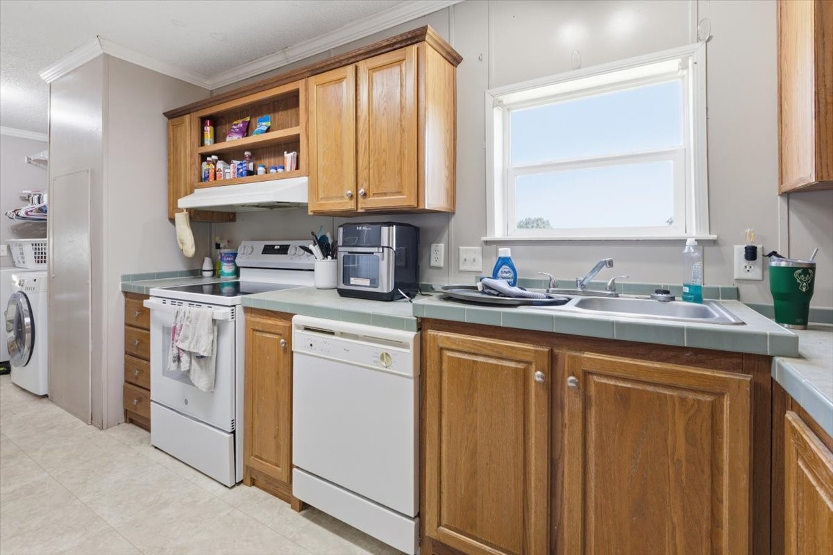 1195 Forest Home Road Property Photo 14