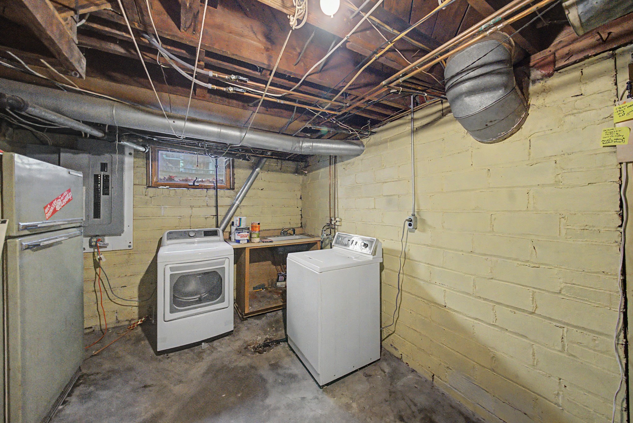 725 W 9th Street S Property Photo 25