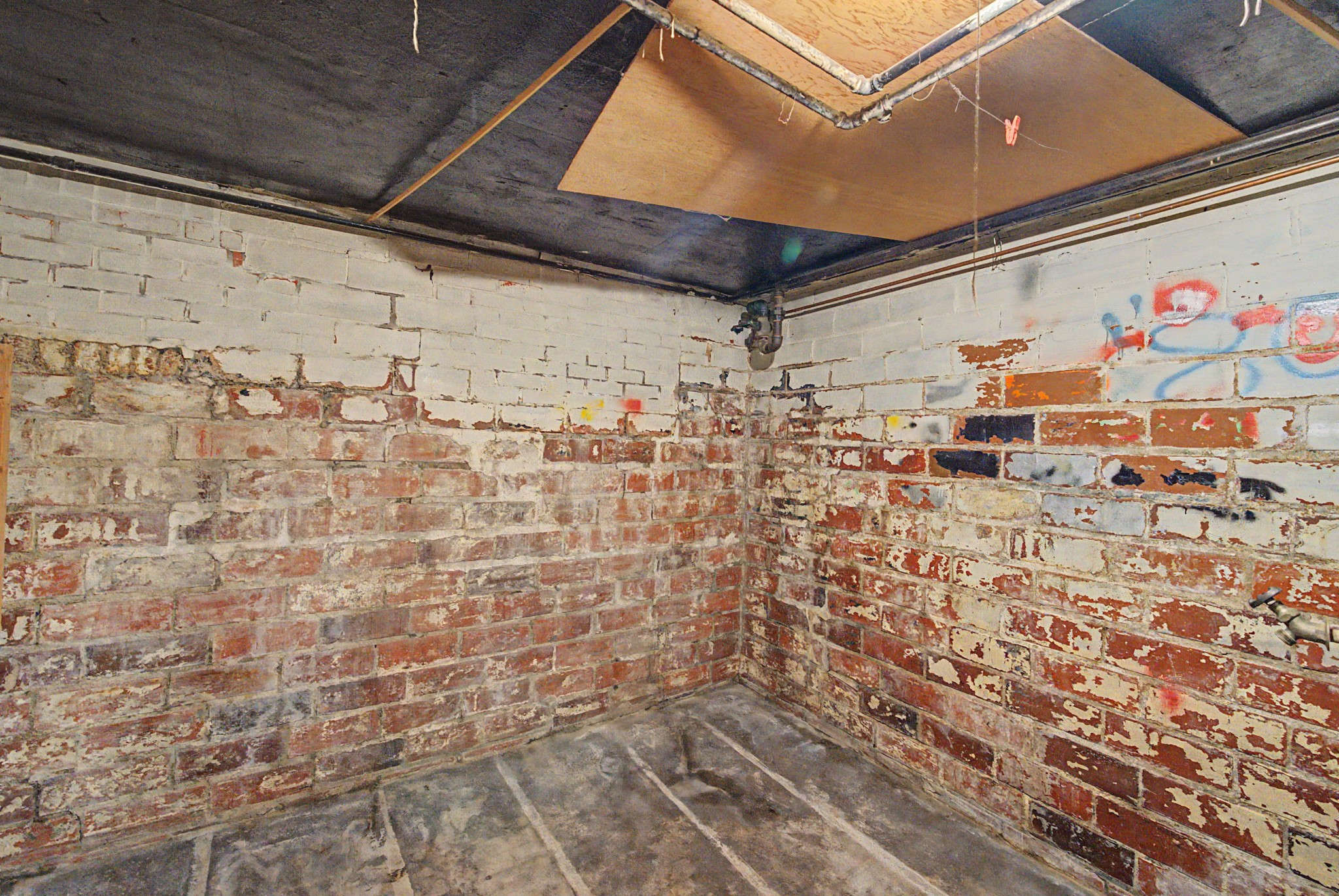 725 W 9th Street S Property Photo 26