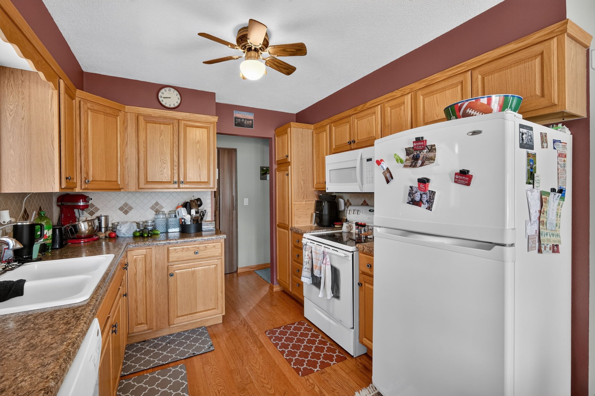 100 Vermeer Road Property Photo 9