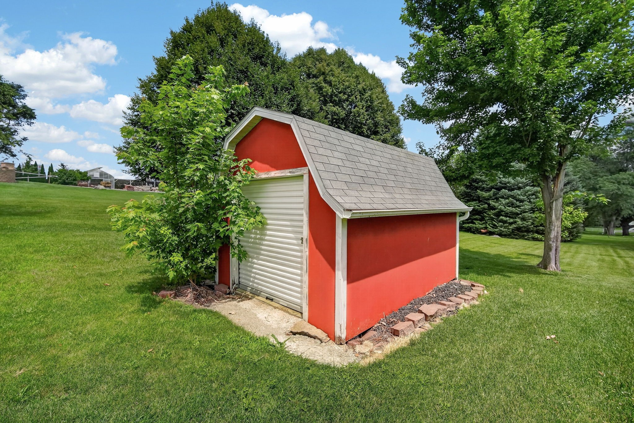 100 Vermeer Road Property Photo 21