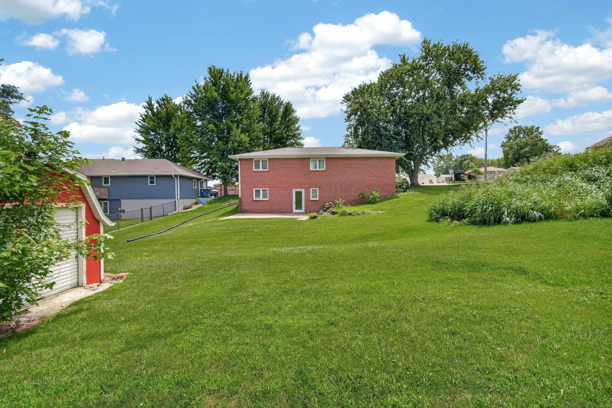 100 Vermeer Road Property Photo 23