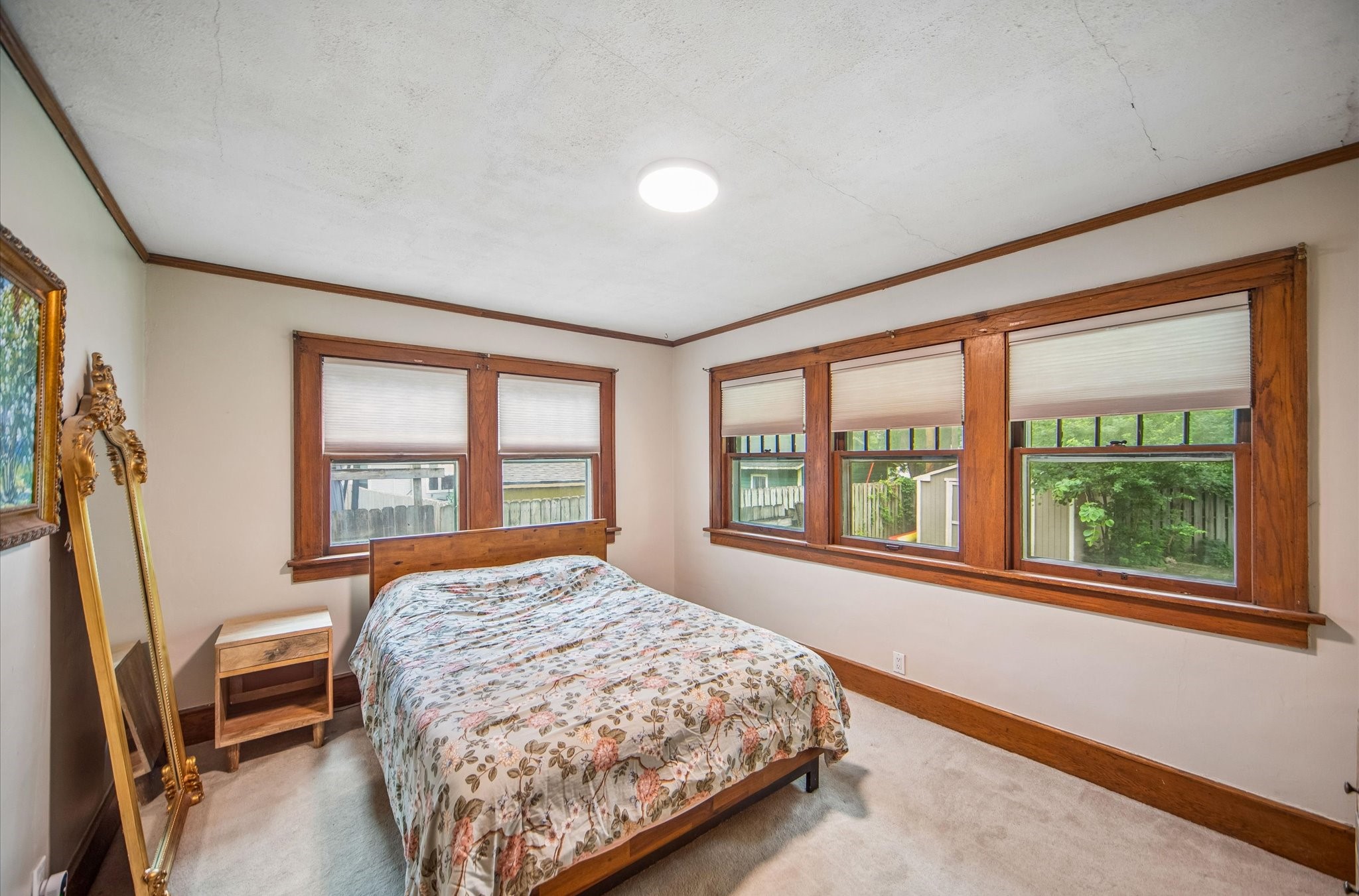 1131 45th Street Property Photo 14