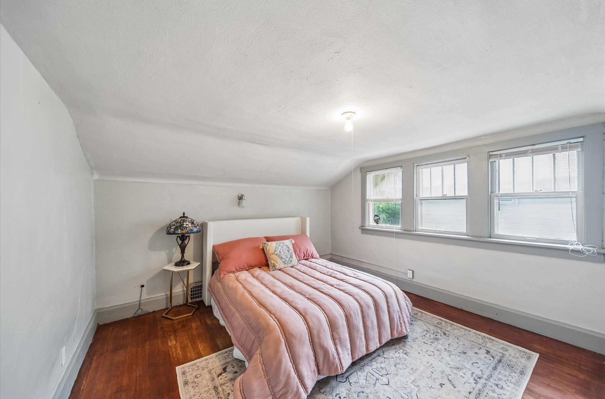1131 45th Street Property Photo 20