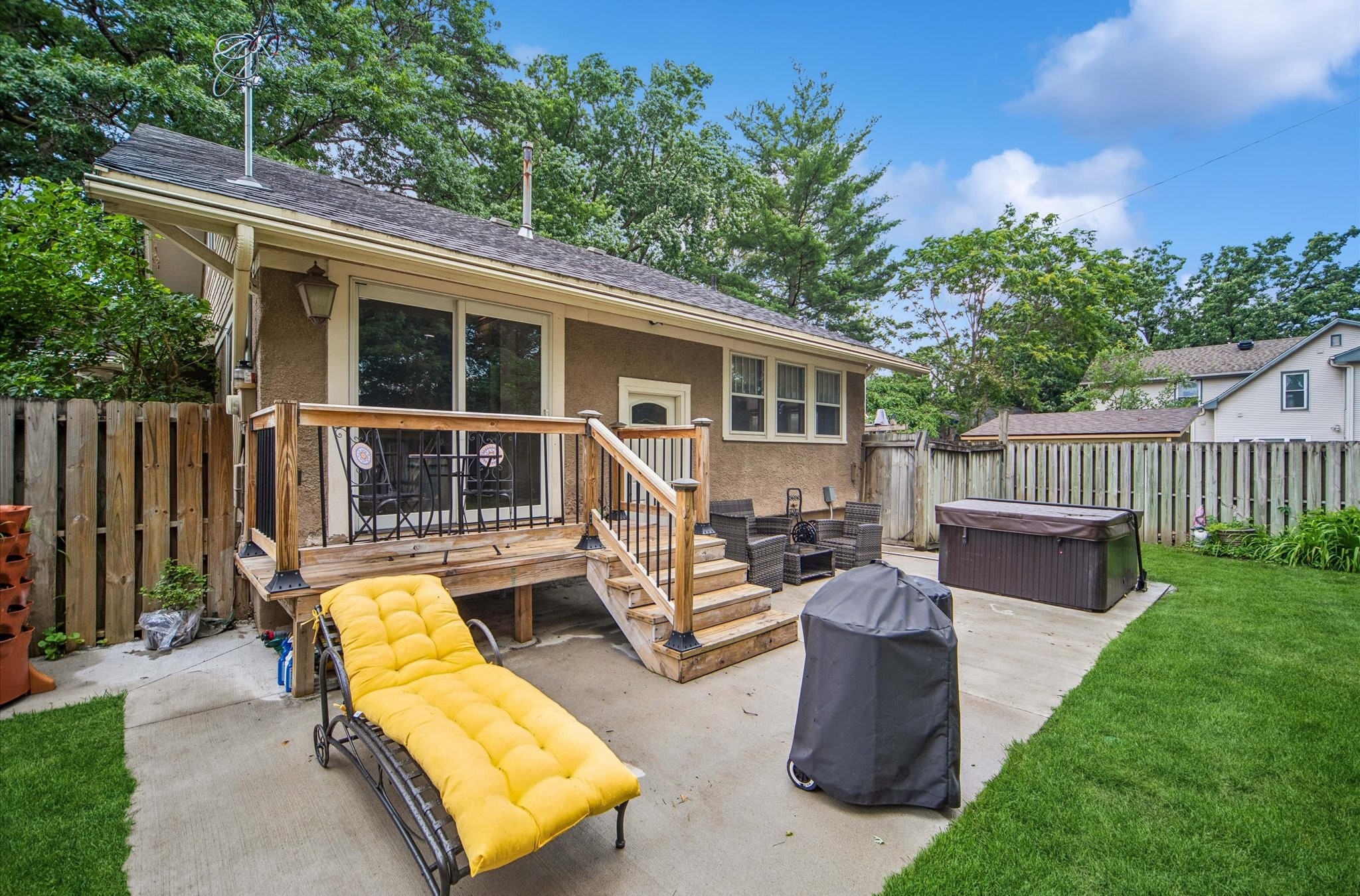1131 45th Street Property Photo 33