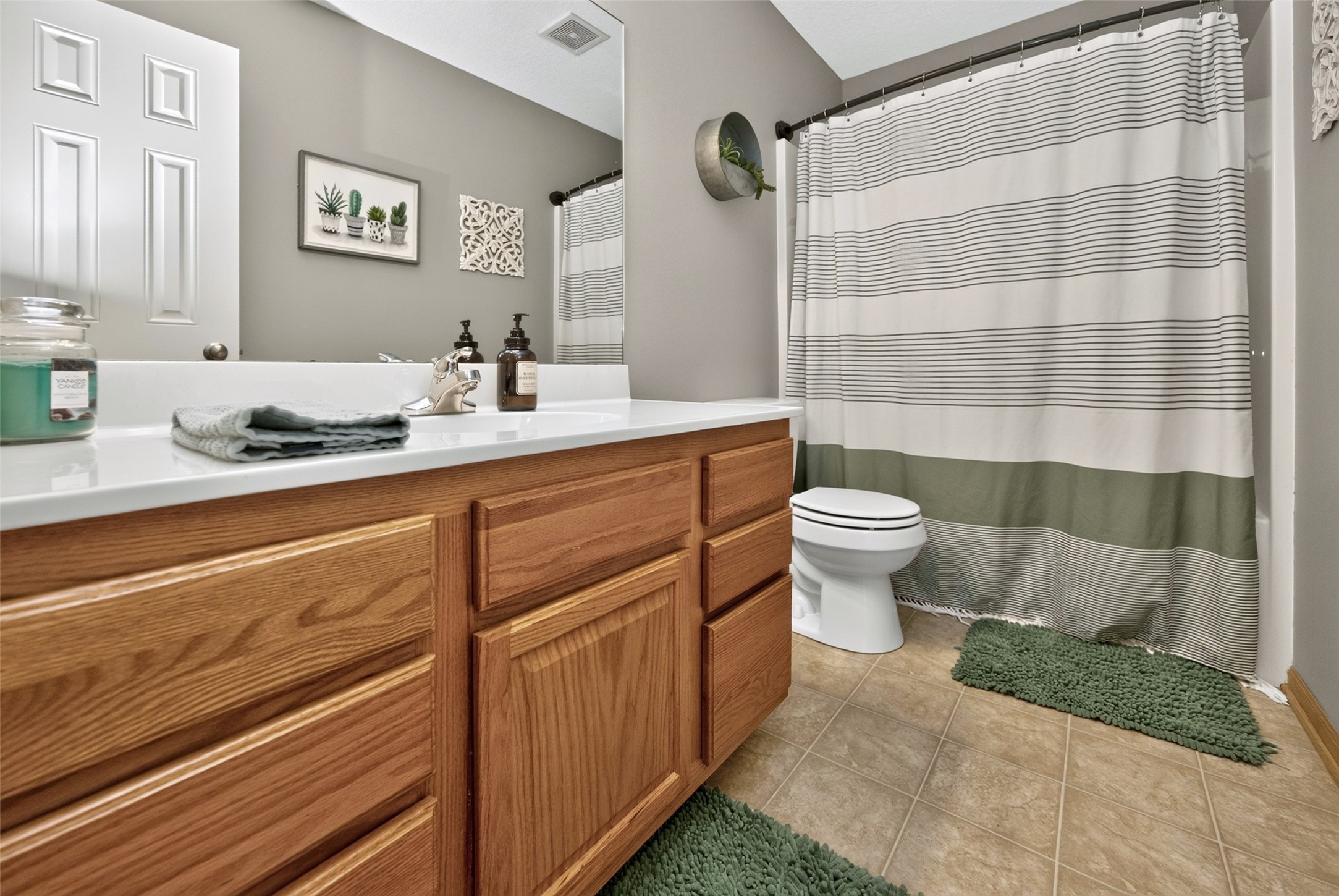 1326 Parkhill Drive Property Photo 14