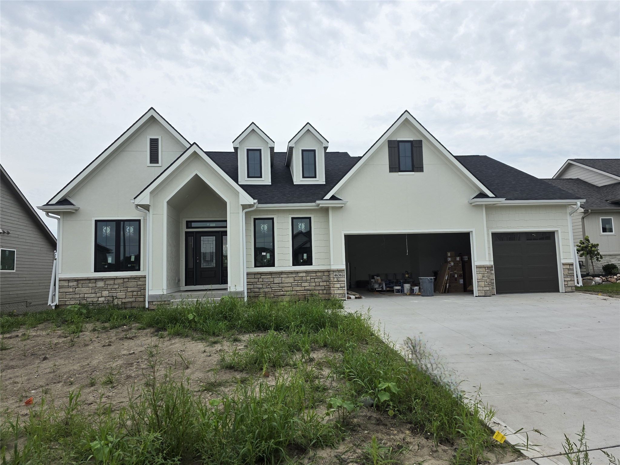 4636 Centennial Boulevard Property Photo 1