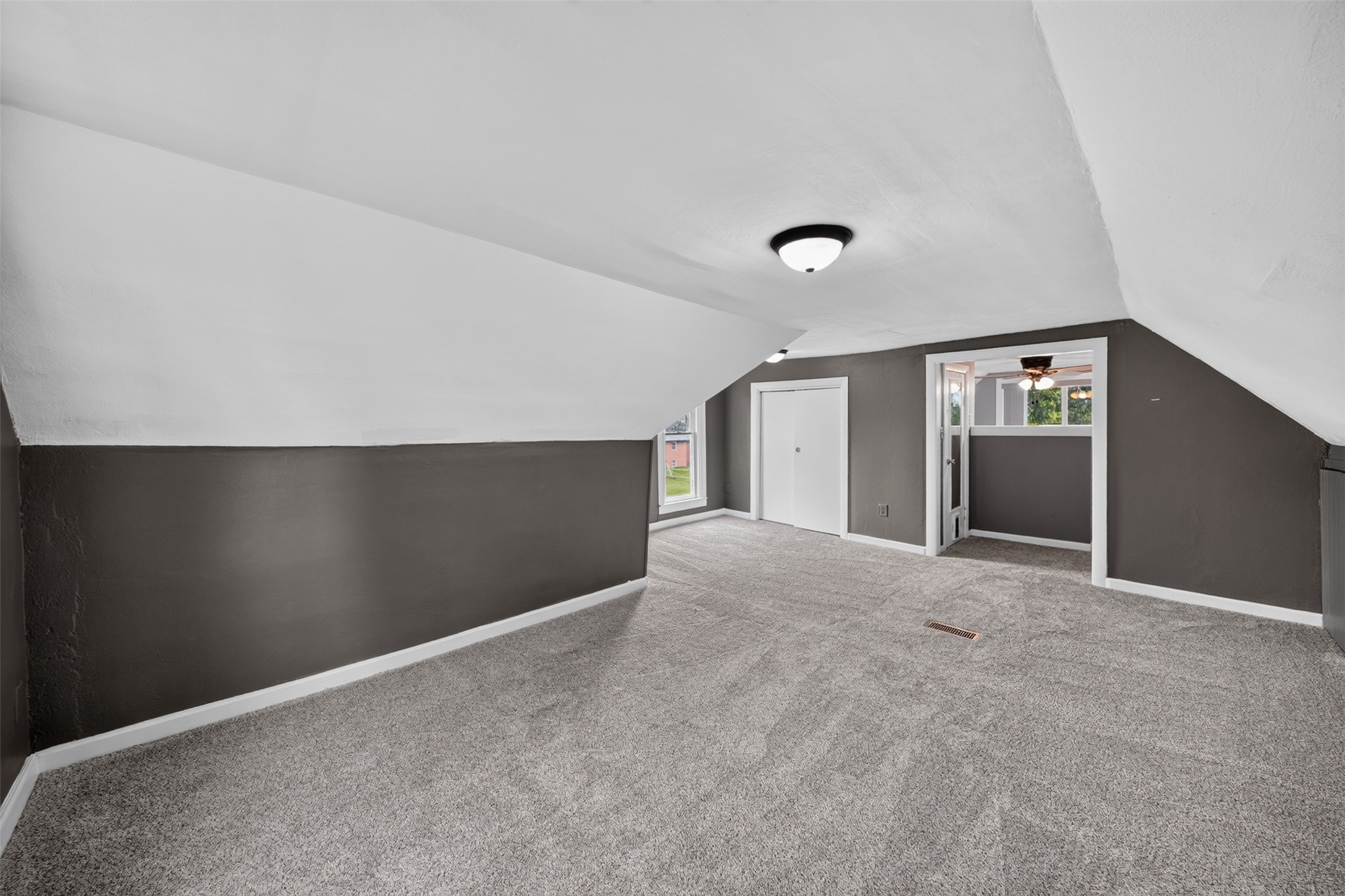 313 Oak Avenue Ne Property Photo 21