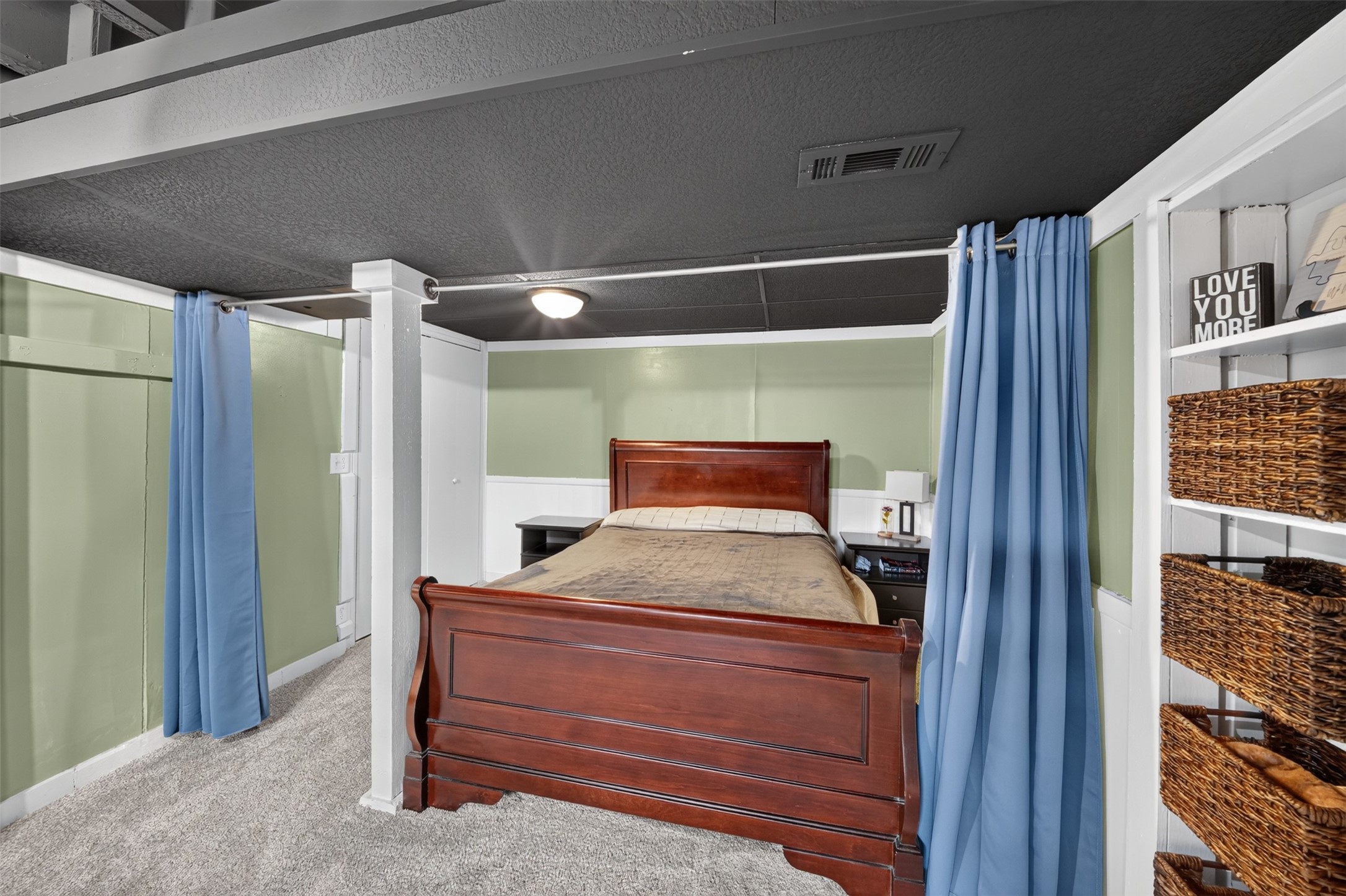 313 Oak Avenue Ne Property Photo 25