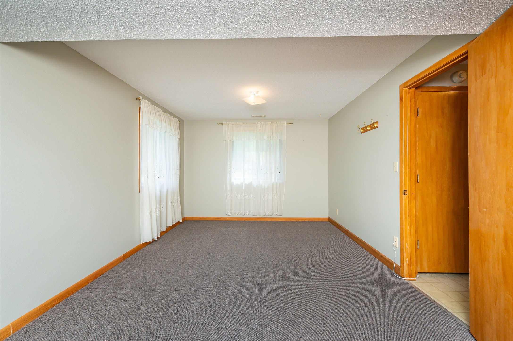 2312 60th Street Property Photo 13