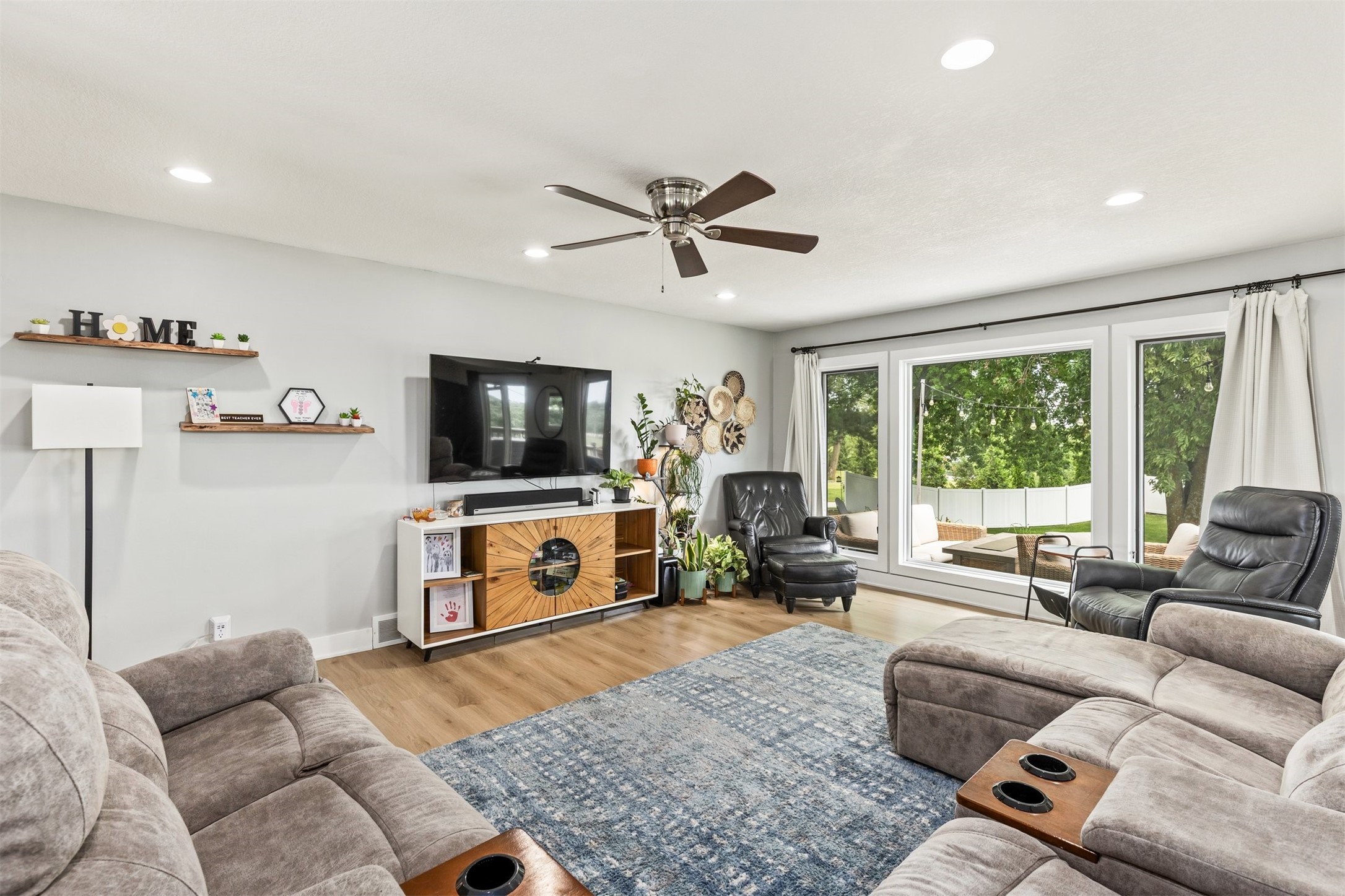 15721 Meredith Drive Property Photo 11