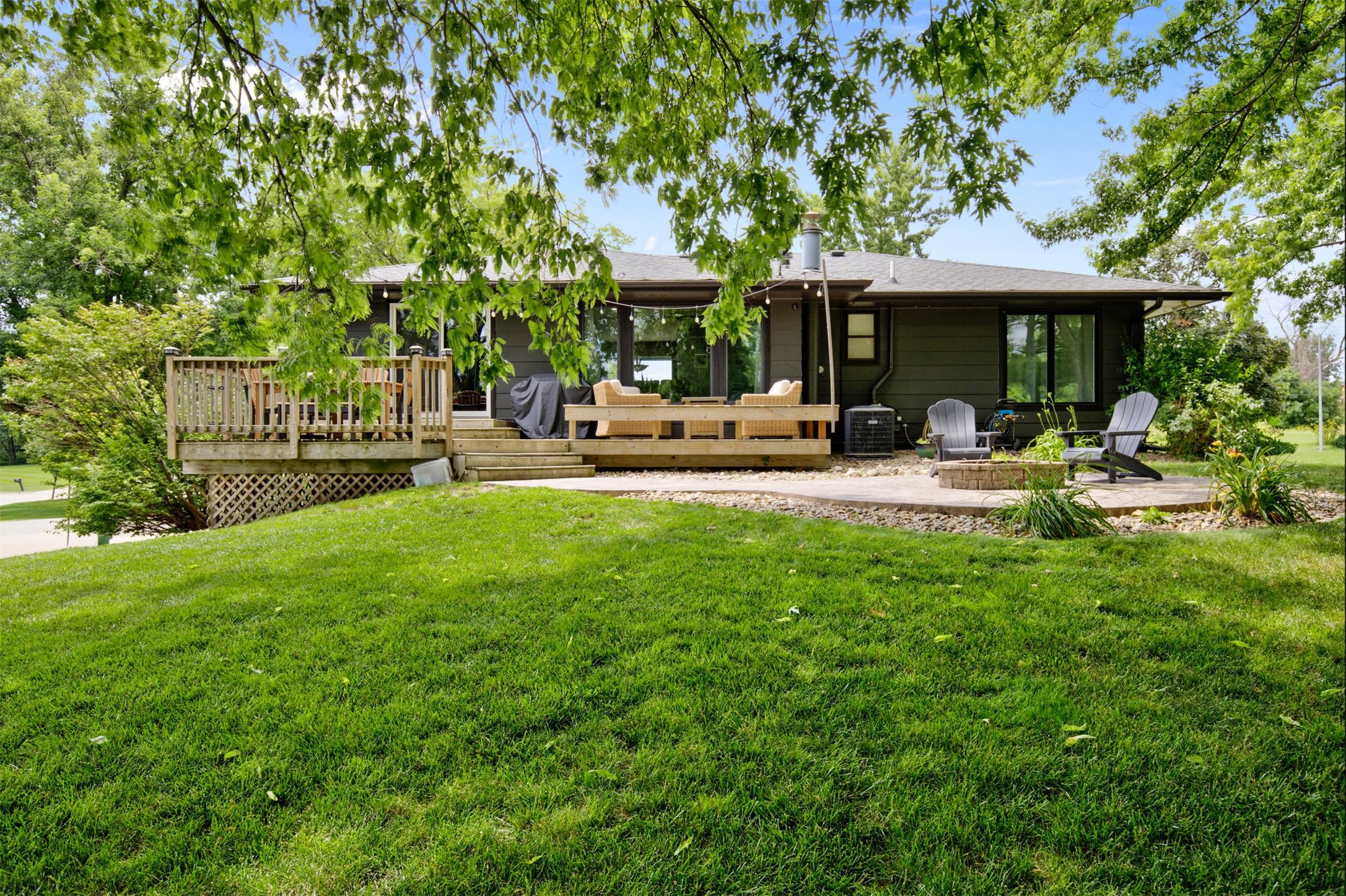 15721 Meredith Drive Property Photo 34