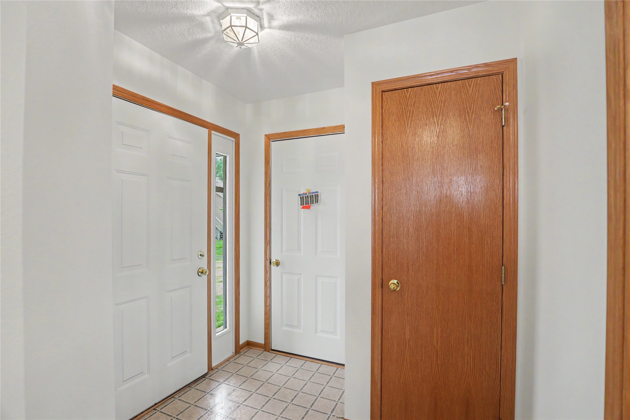 1121 10th Avenue Nw Property Photo 3