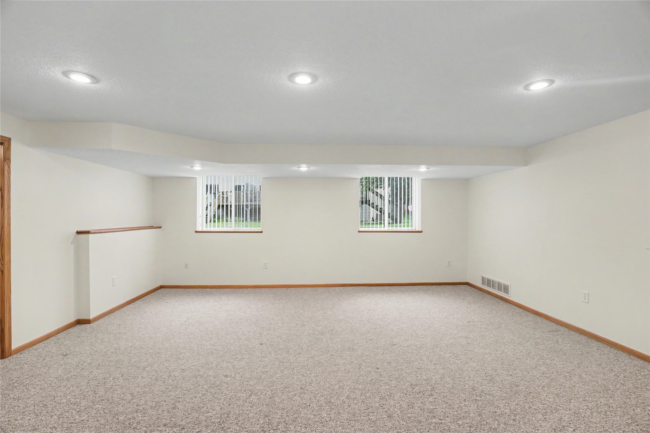 1121 10th Avenue Nw Property Photo 32