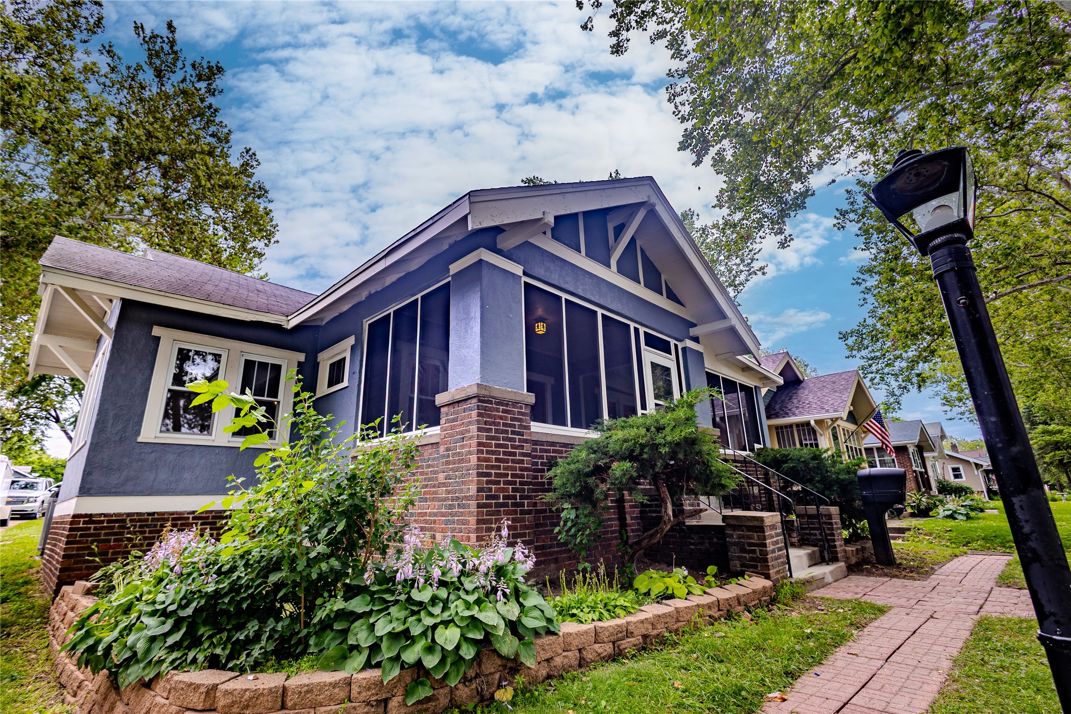 1448 Thompson Avenue Property Photo 4