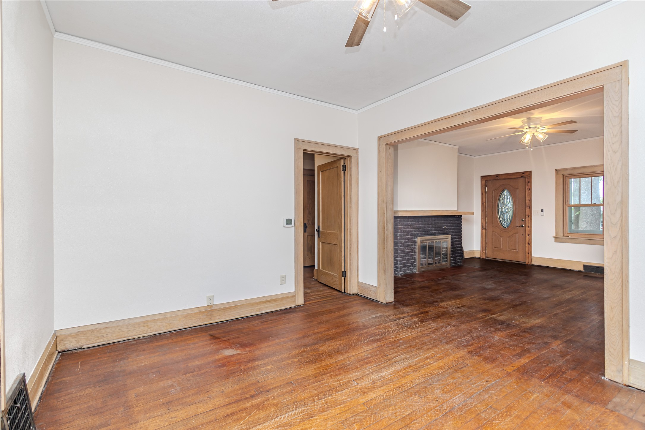 1448 Thompson Avenue Property Photo 9