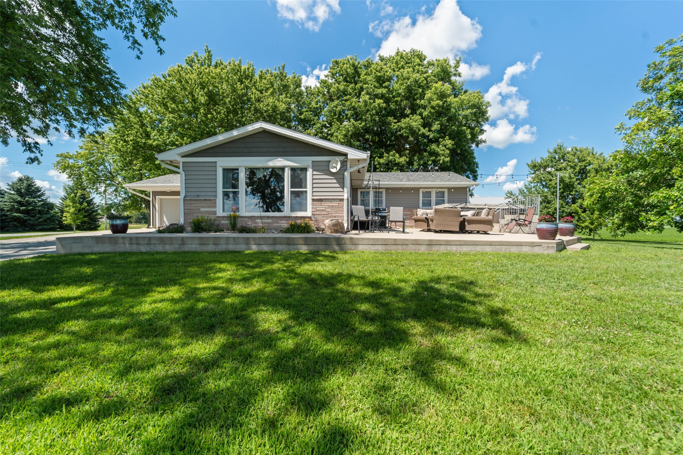 16072 530th Avenue Property Photo 1