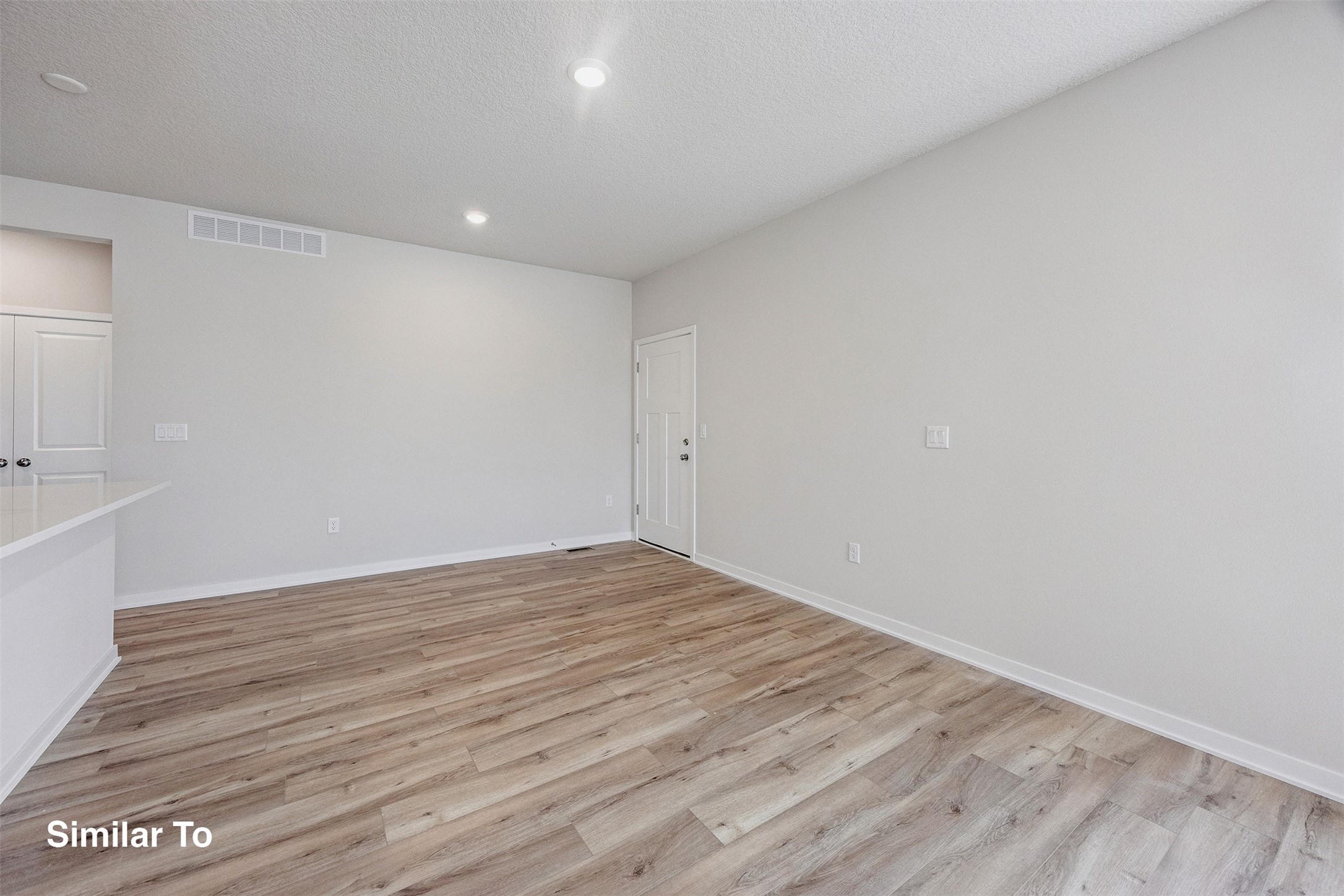 900 Sawgrass Drive Property Photo 24