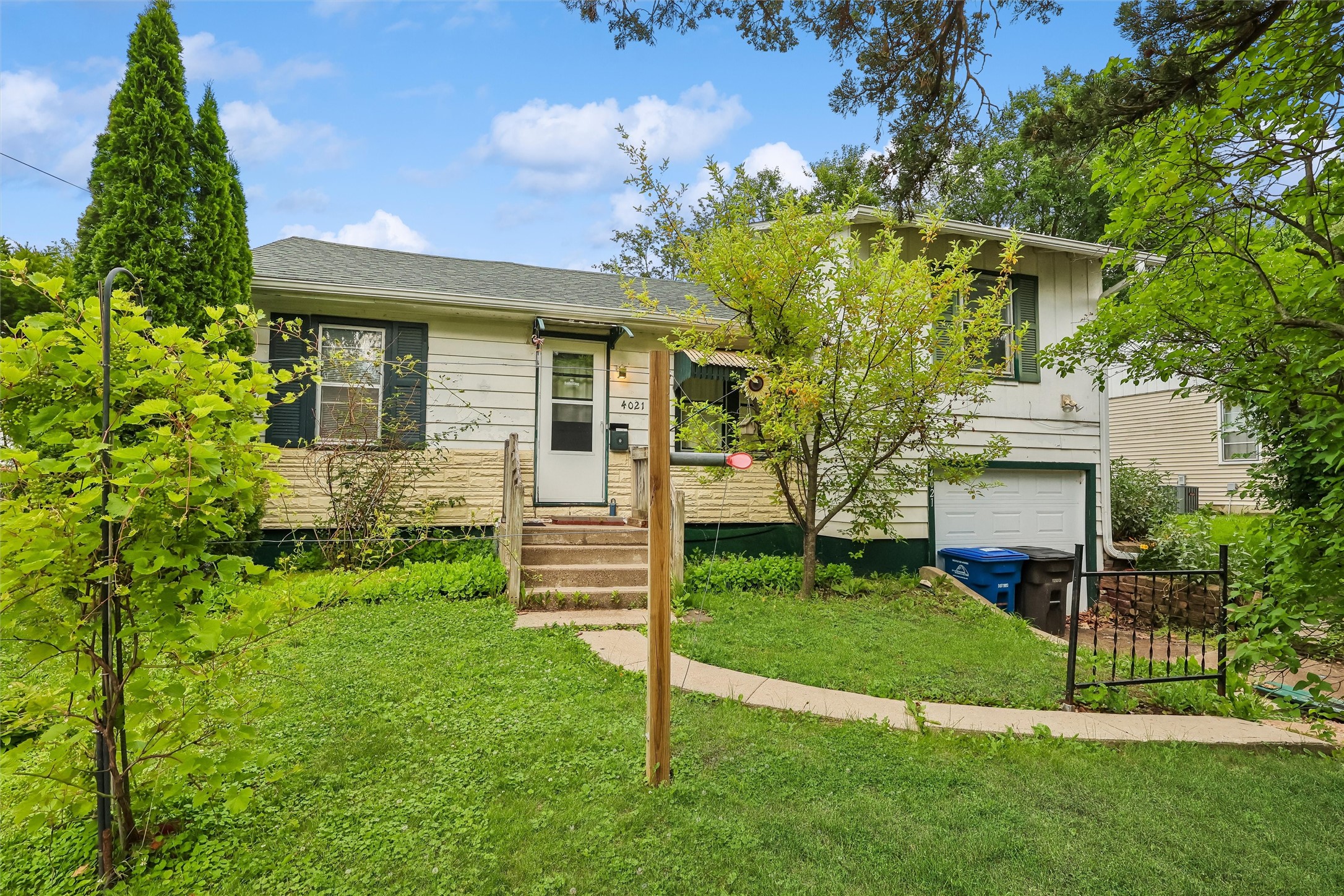 4021 57th Street Property Photo 1