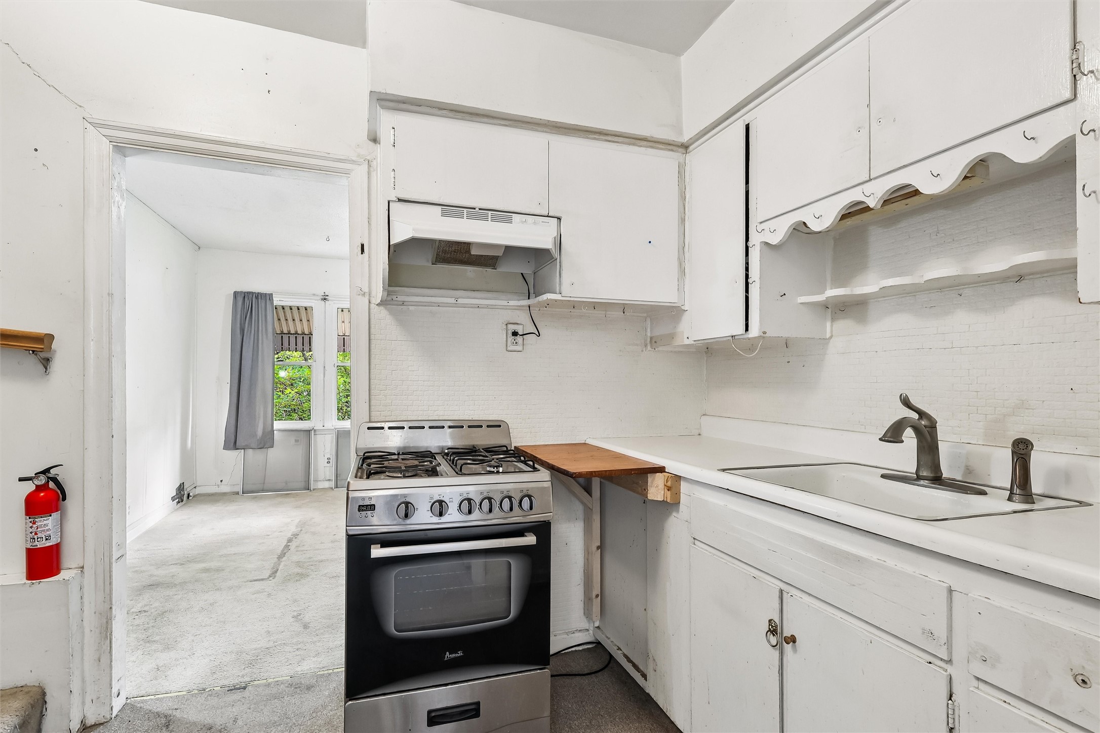 4021 57th Street Property Photo 9