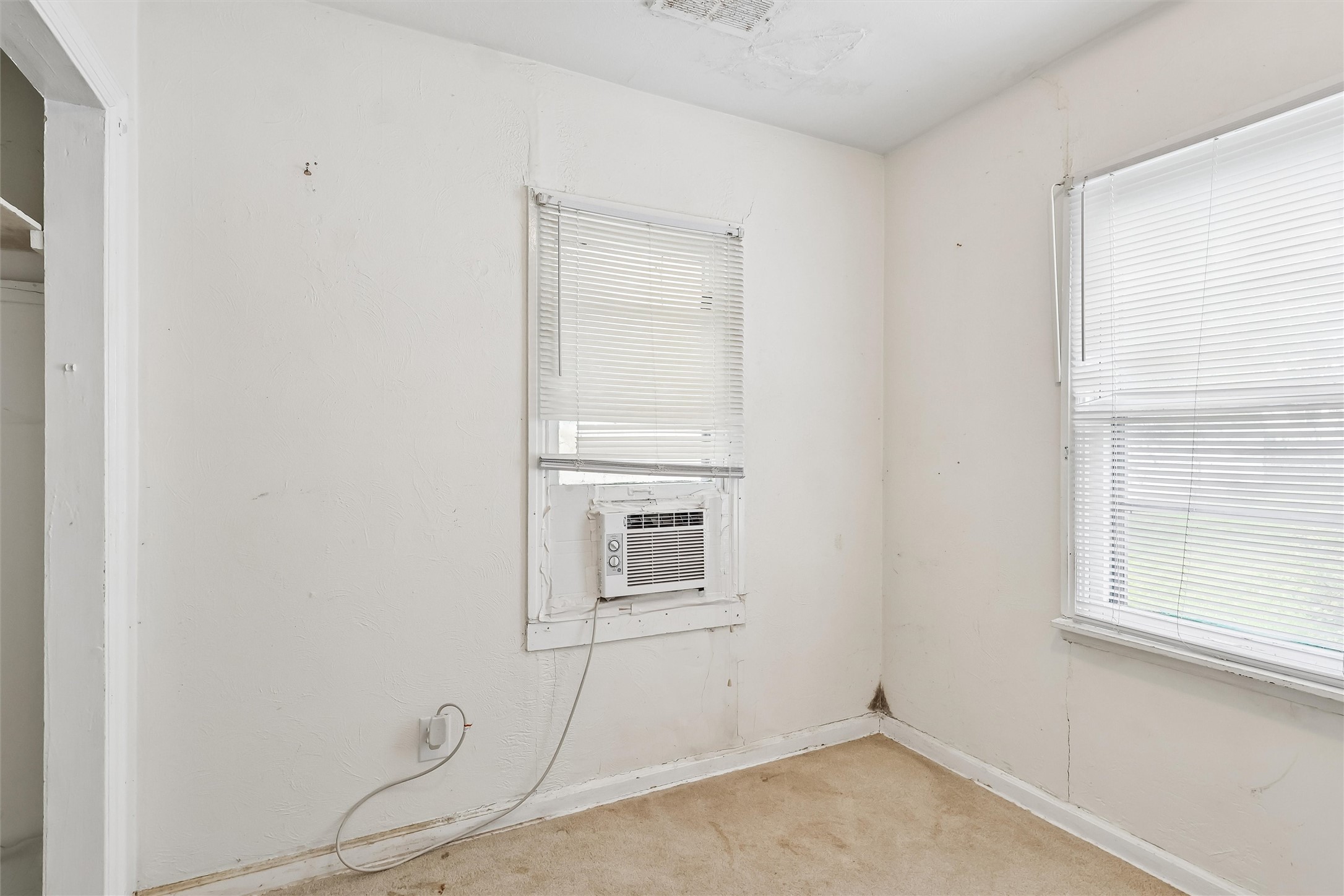 4021 57th Street Property Photo 12