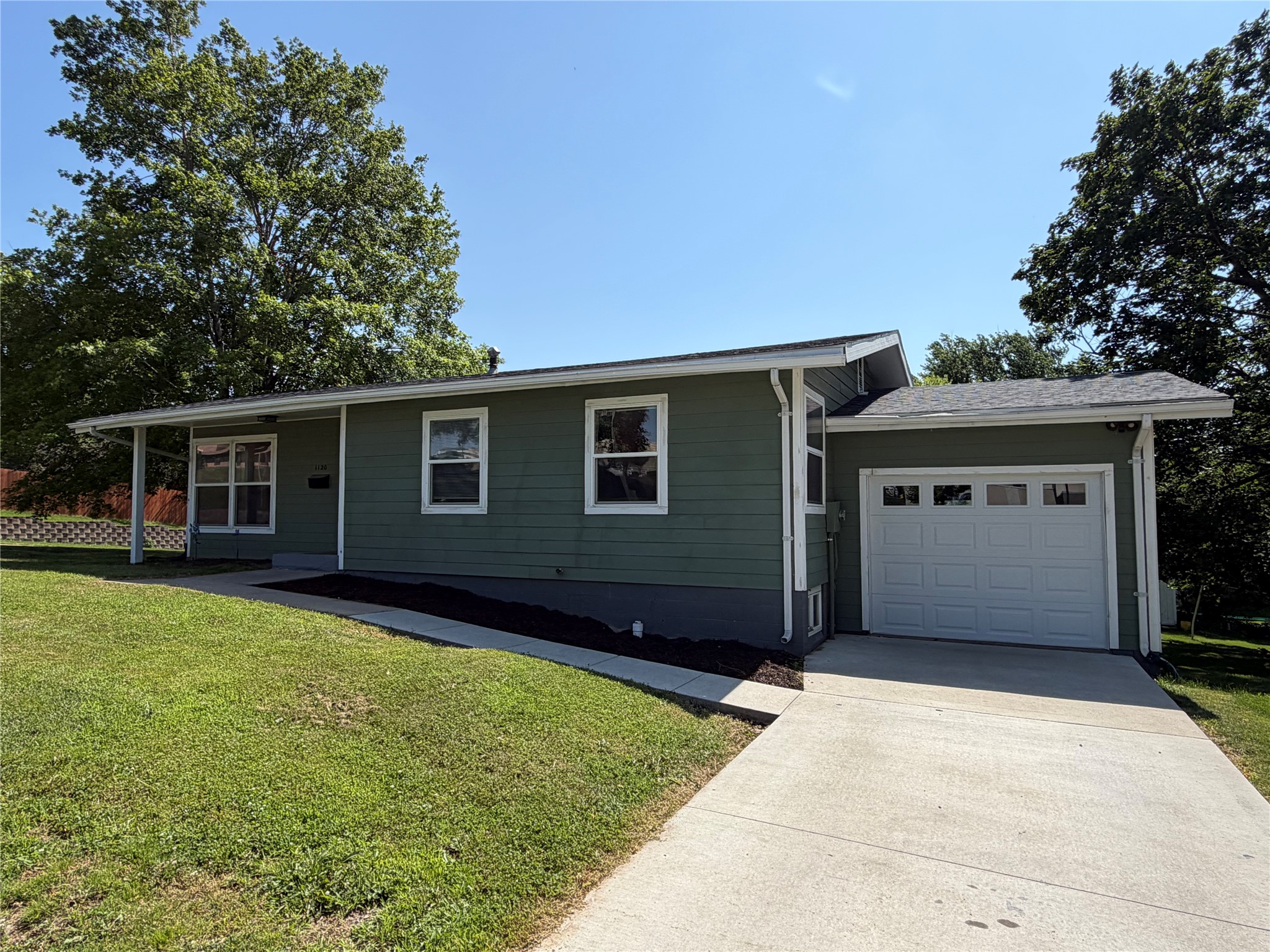 1120 Hazel Street Property Photo 1