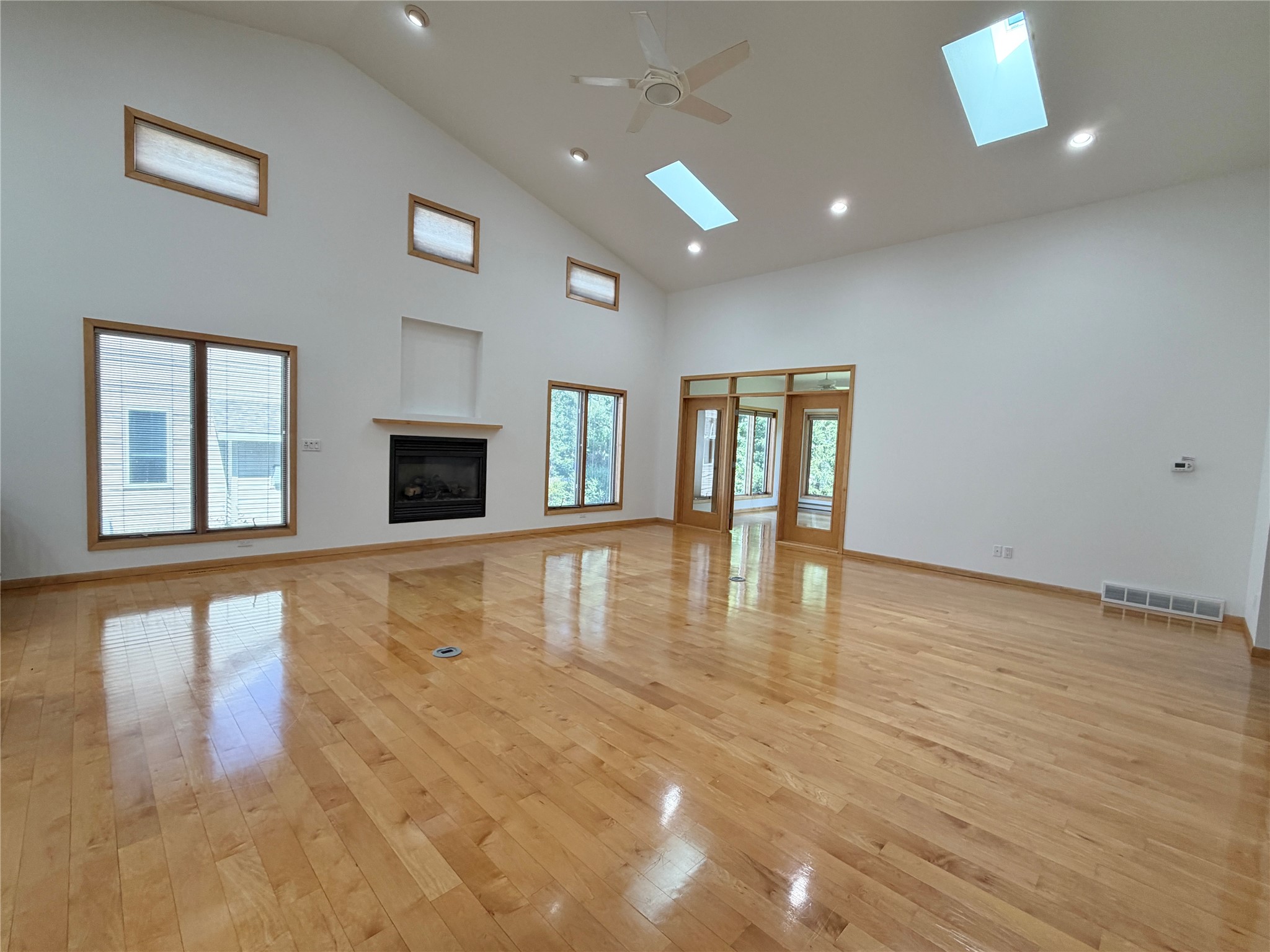 1102 S 12th Avenue W Property Photo 6
