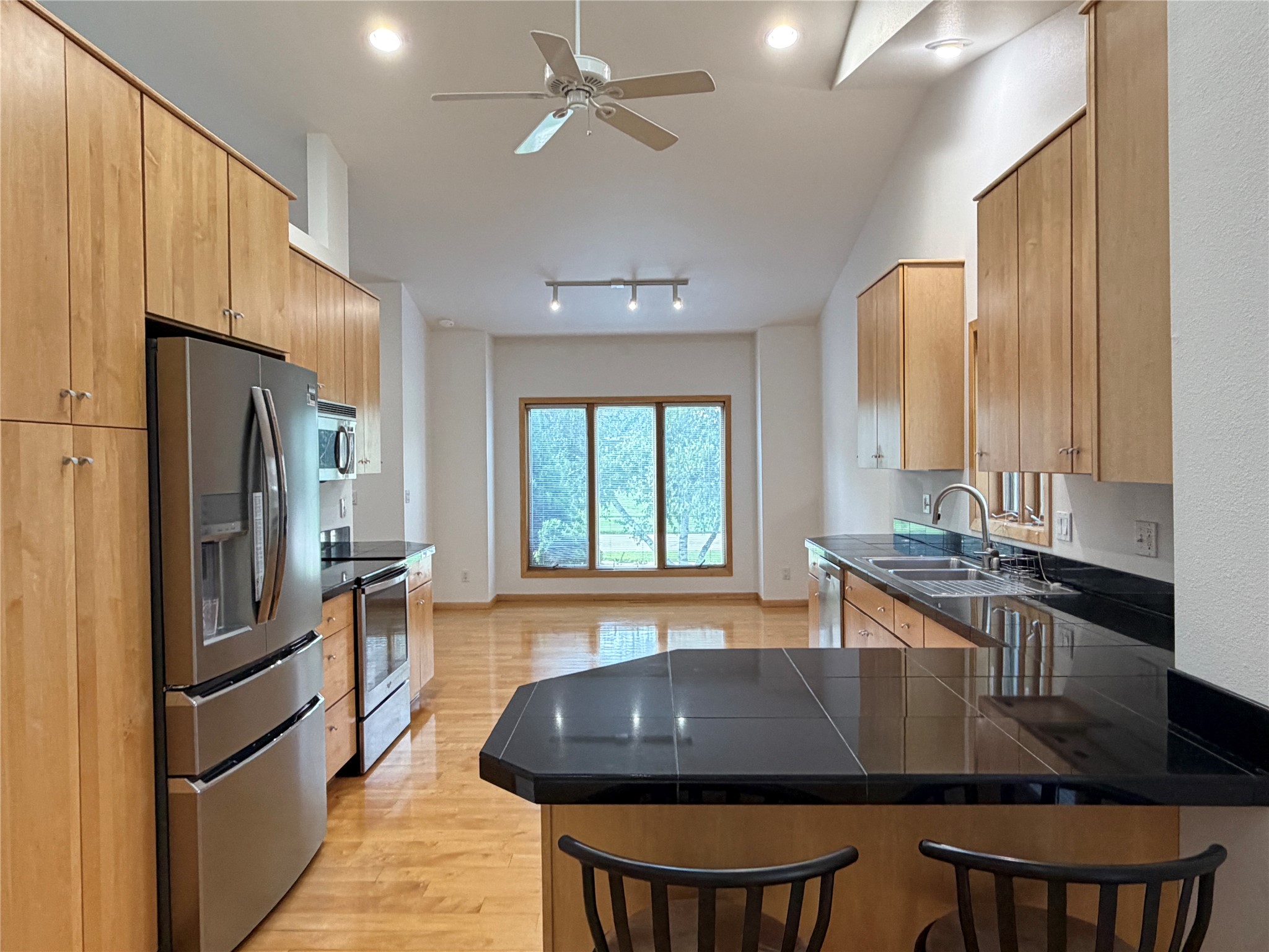 1102 S 12th Avenue W Property Photo 8