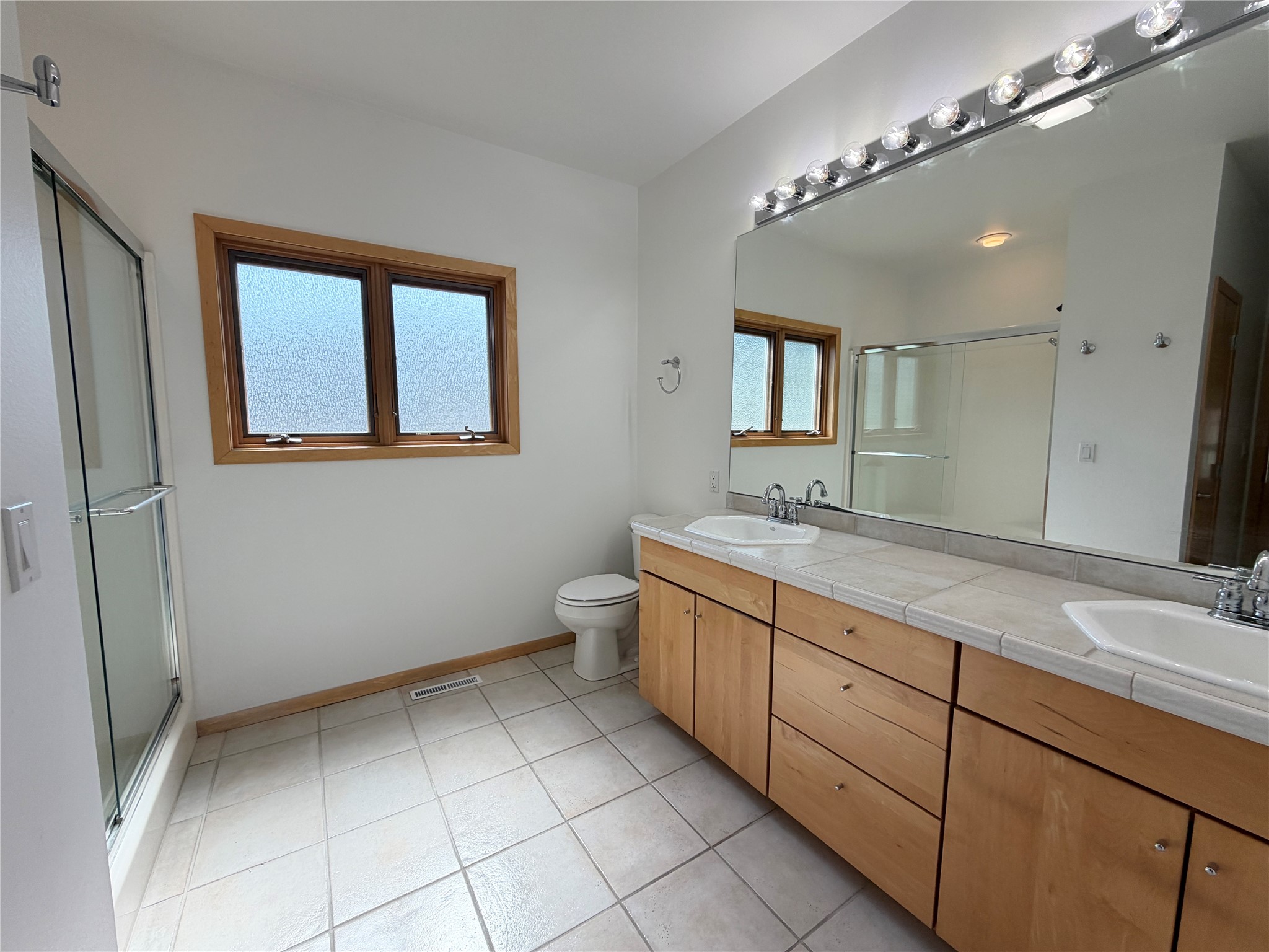 1102 S 12th Avenue W Property Photo 15