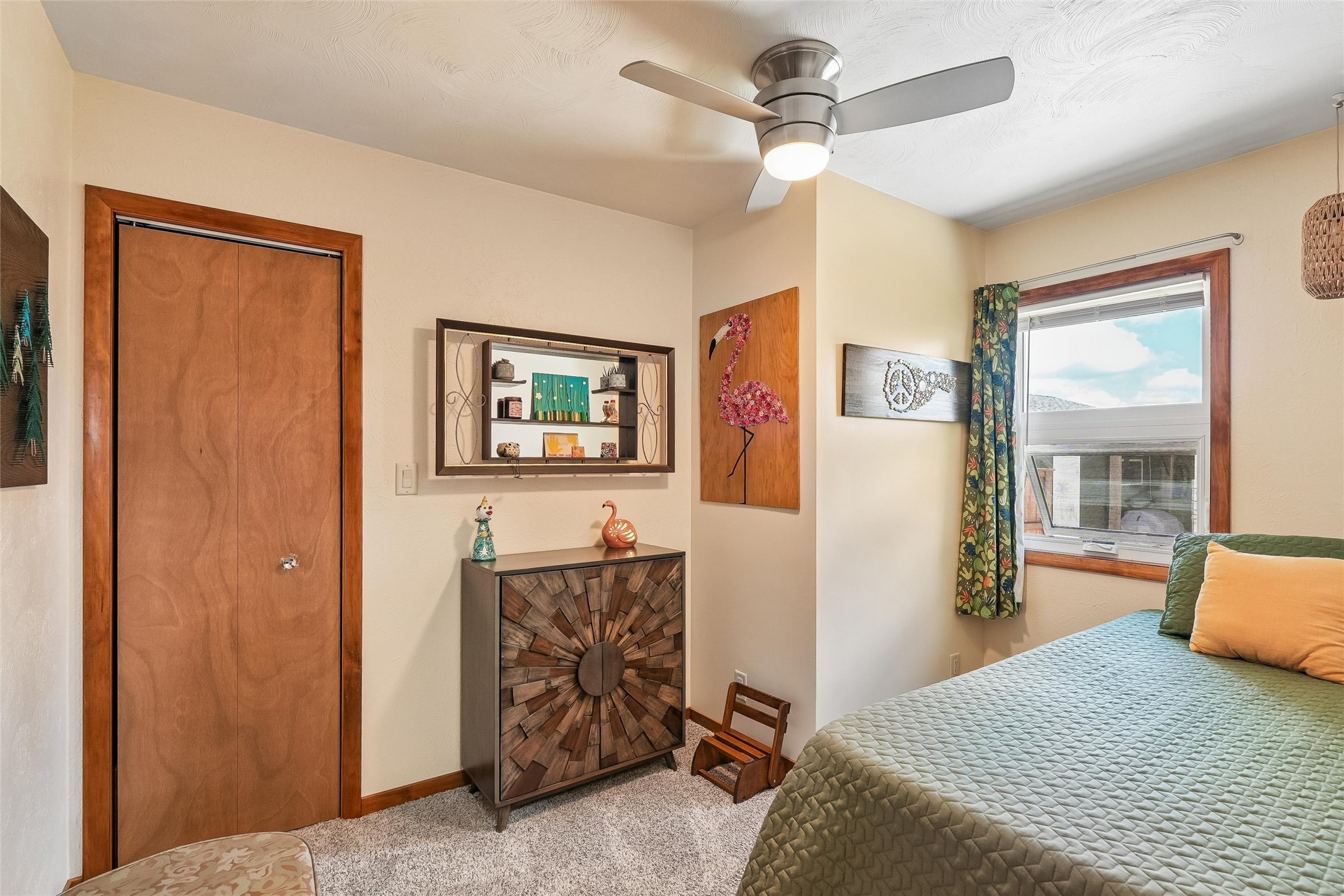 805 N J Street Property Photo 14