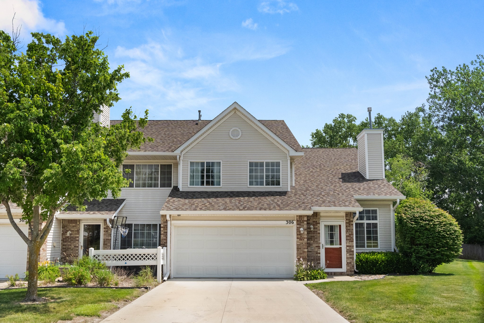 150 S Prairie View Drive 306 Property Photo 1