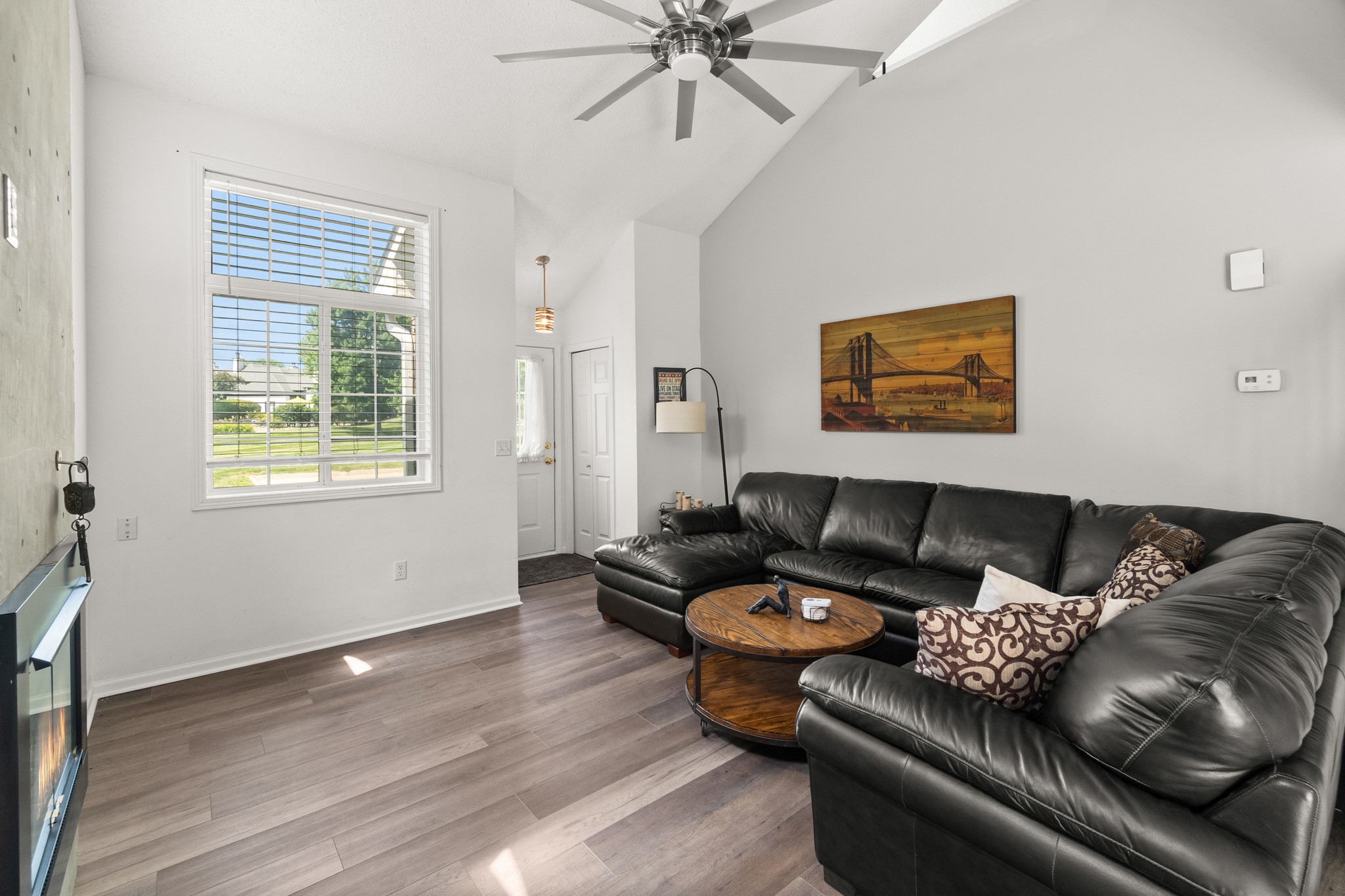 150 S Prairie View Drive 306 Property Photo 4