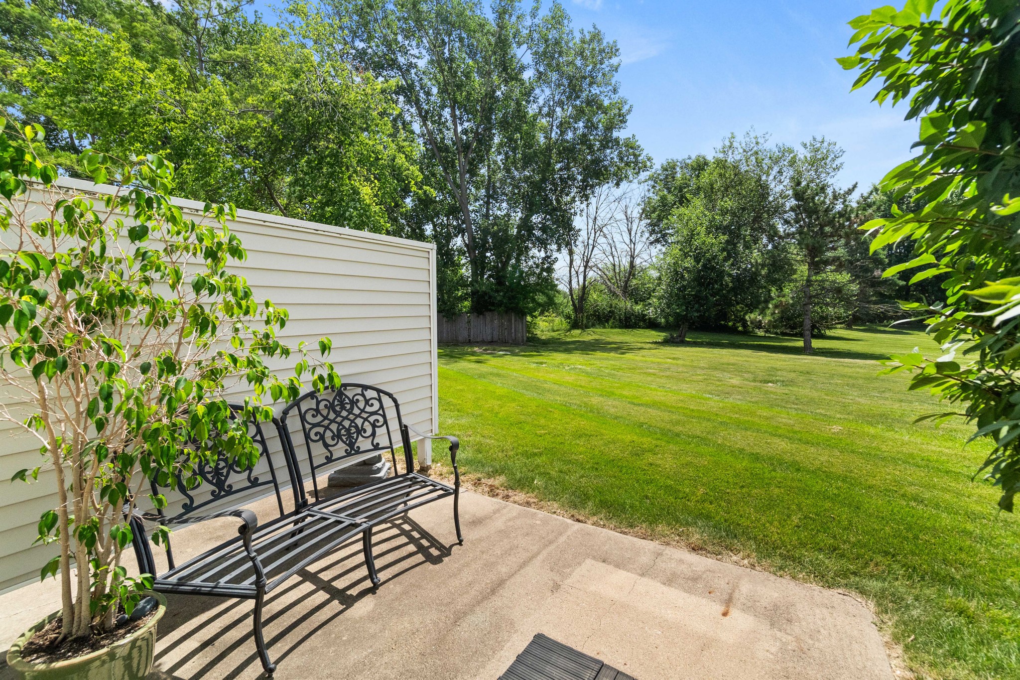 150 S Prairie View Drive 306 Property Photo 23