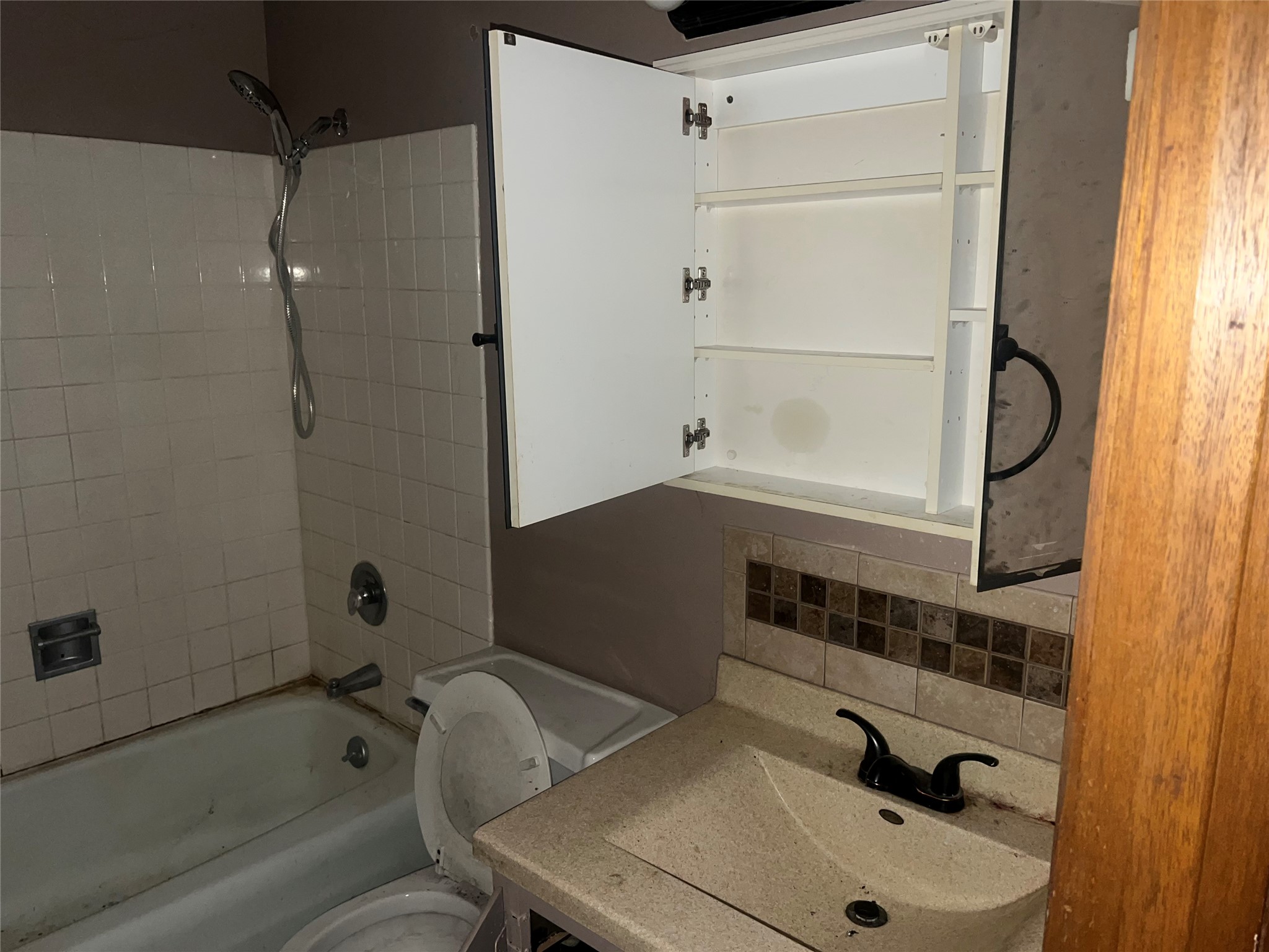 204 Wisconsin Street Property Photo 4