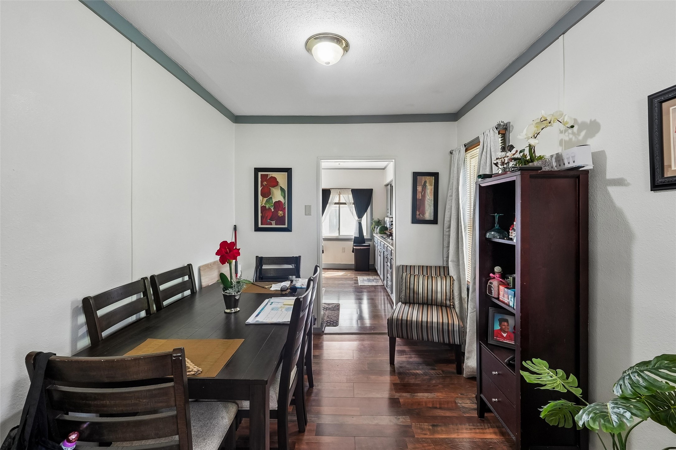 4047 2nd Avenue Property Photo 10
