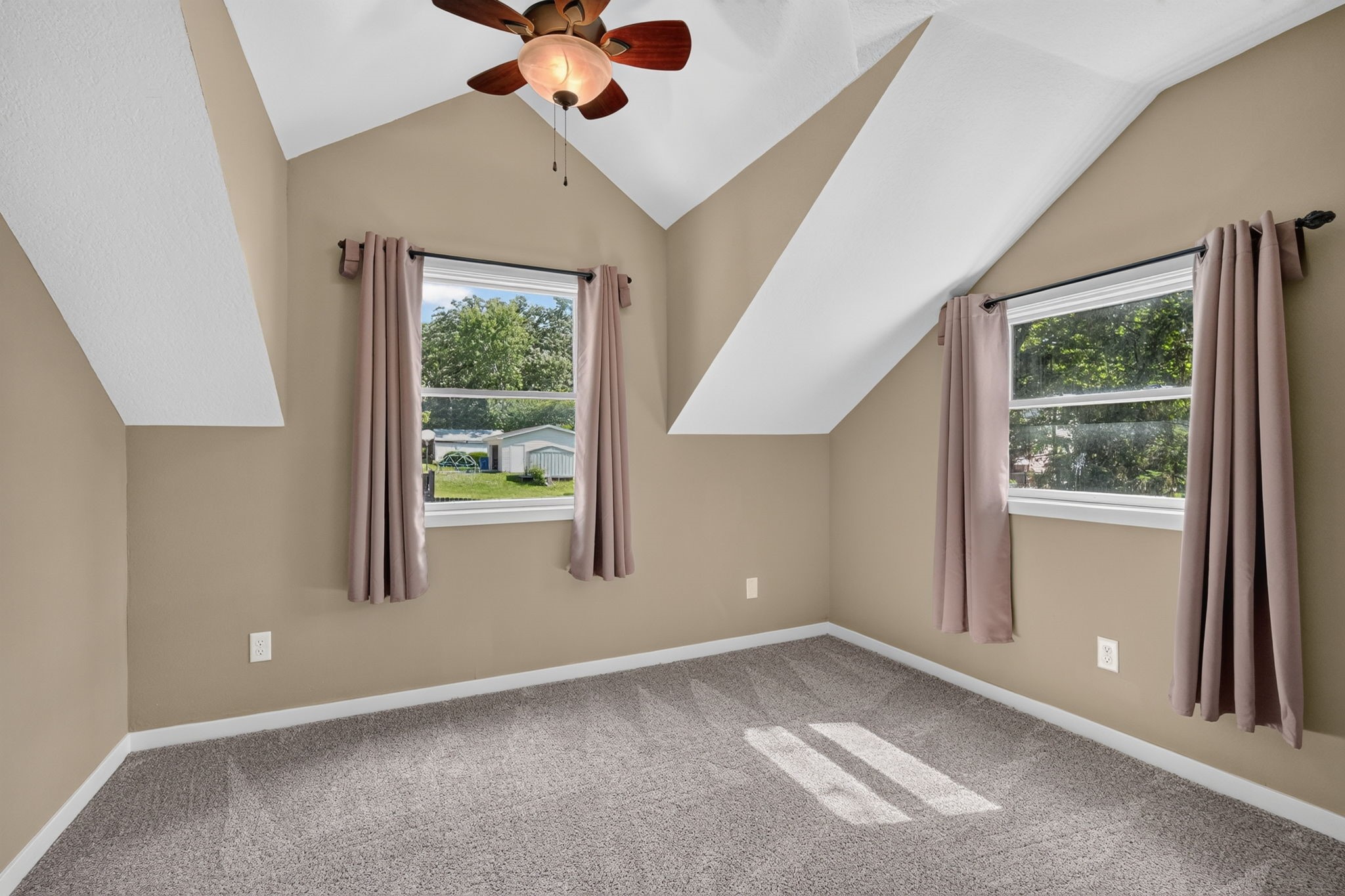 2833 36th Street Property Photo 28