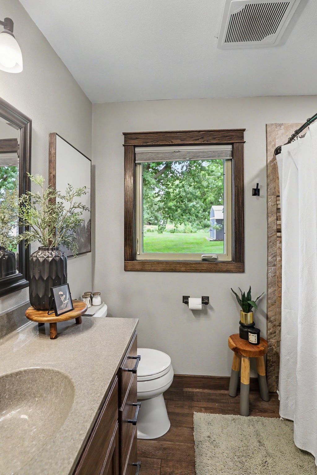 307 S Center Street Property Photo 20