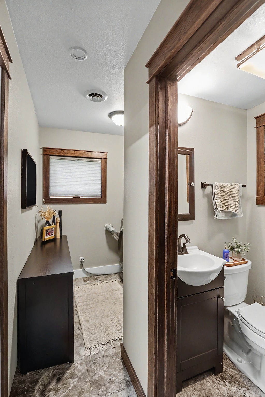 307 S Center Street Property Photo 25