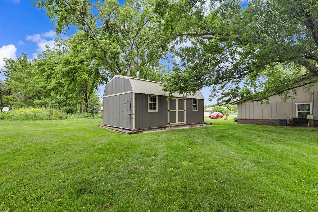 307 S Center Street Property Photo 32