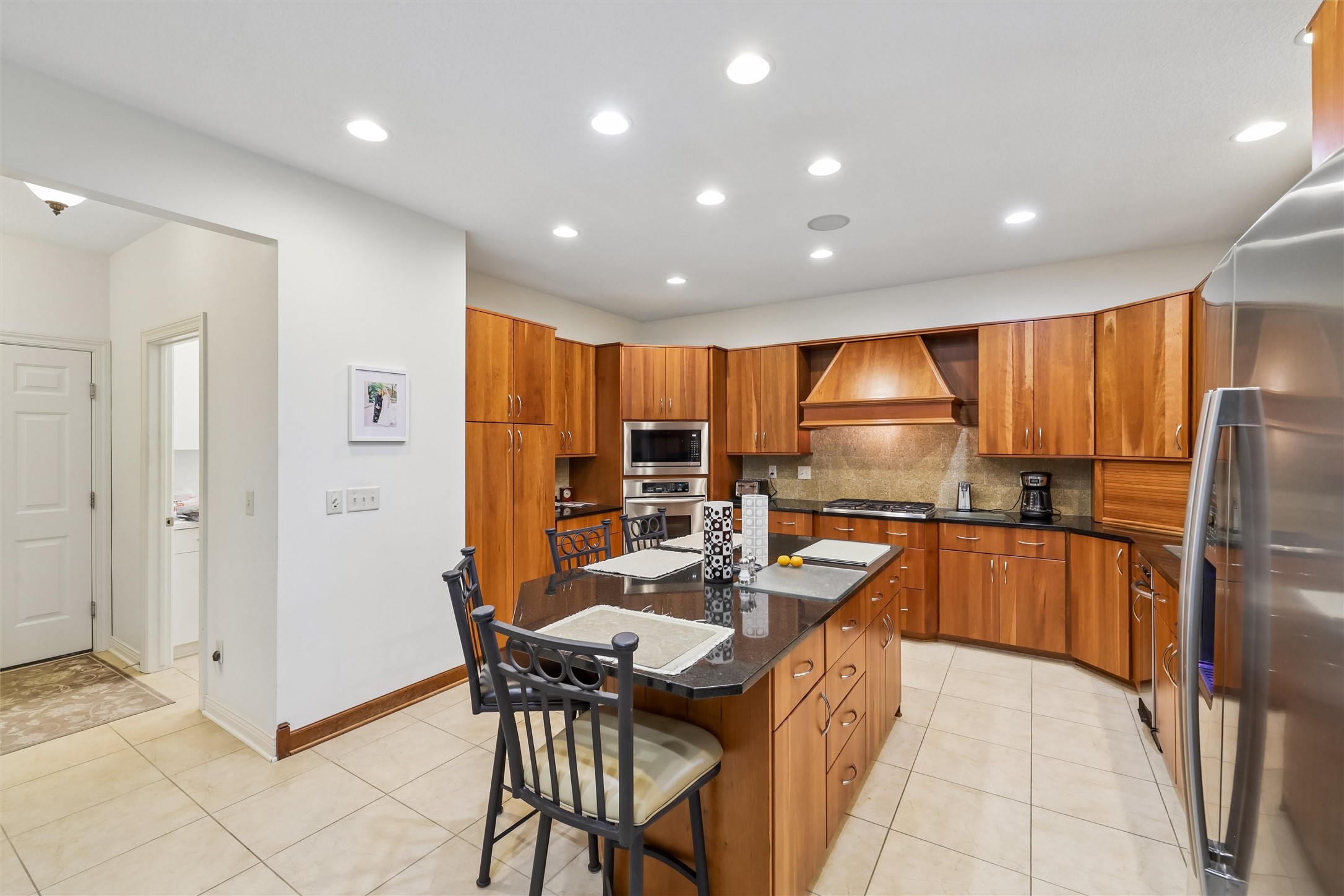 1125 Glen Oaks Drive Property Photo 8