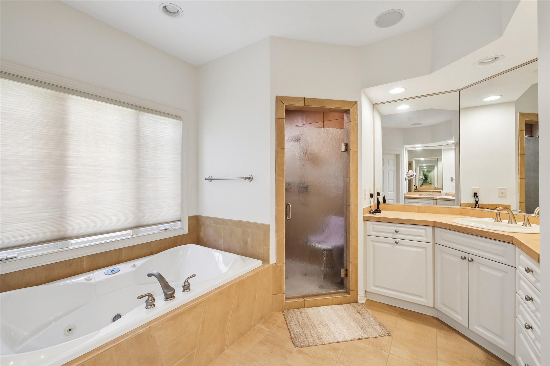 1125 Glen Oaks Drive Property Photo 15
