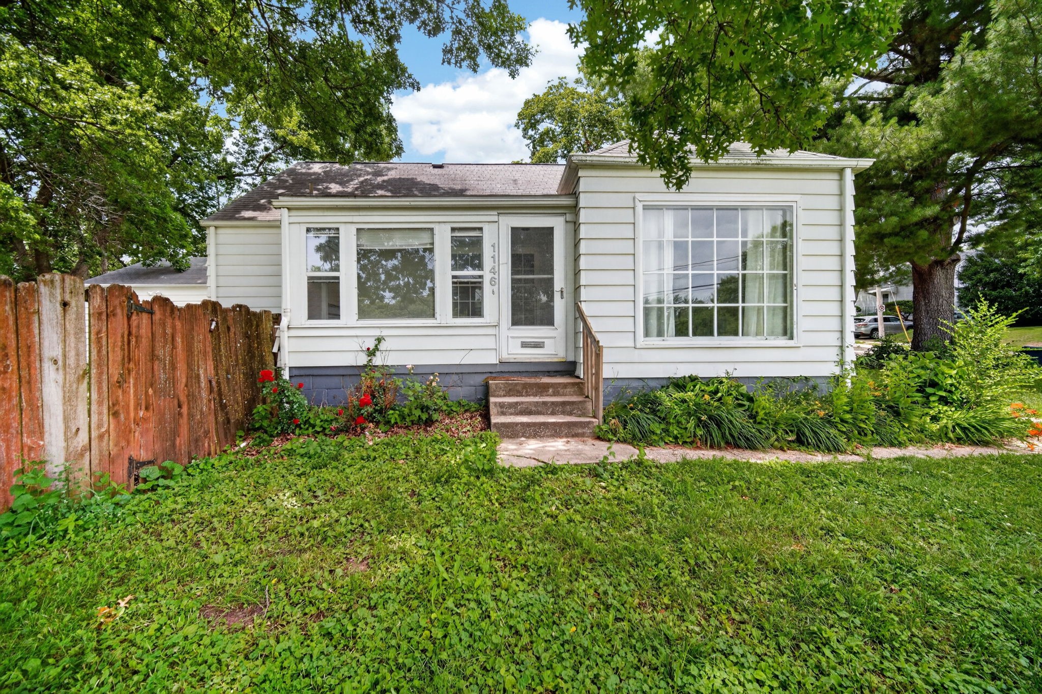 1146 56th Street Property Photo 3
