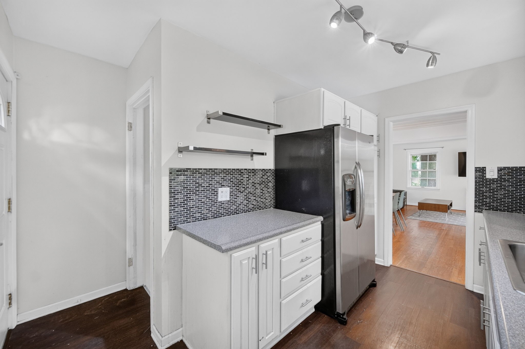 1146 56th Street Property Photo 16