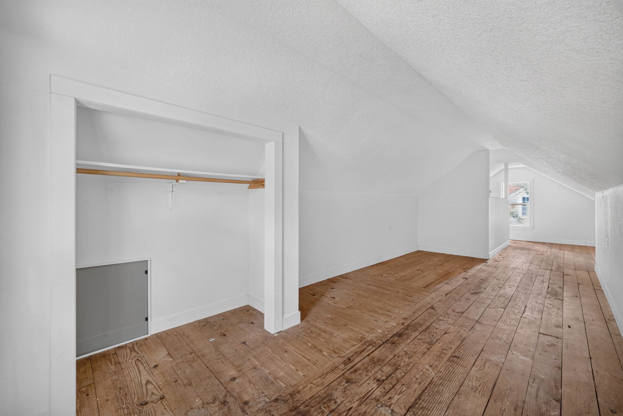 1146 56th Street Property Photo 25