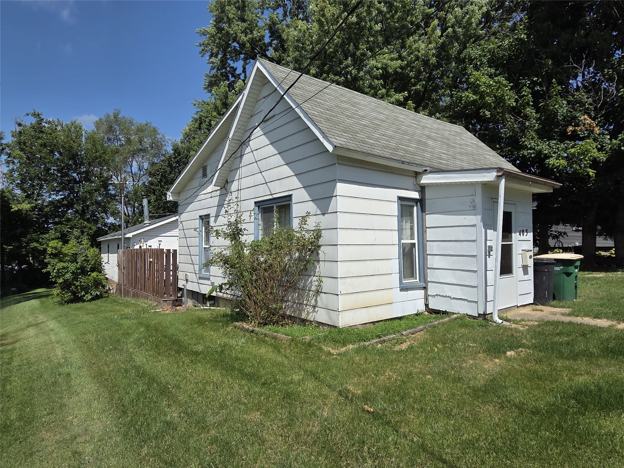 403 N I Street Property Photo 19