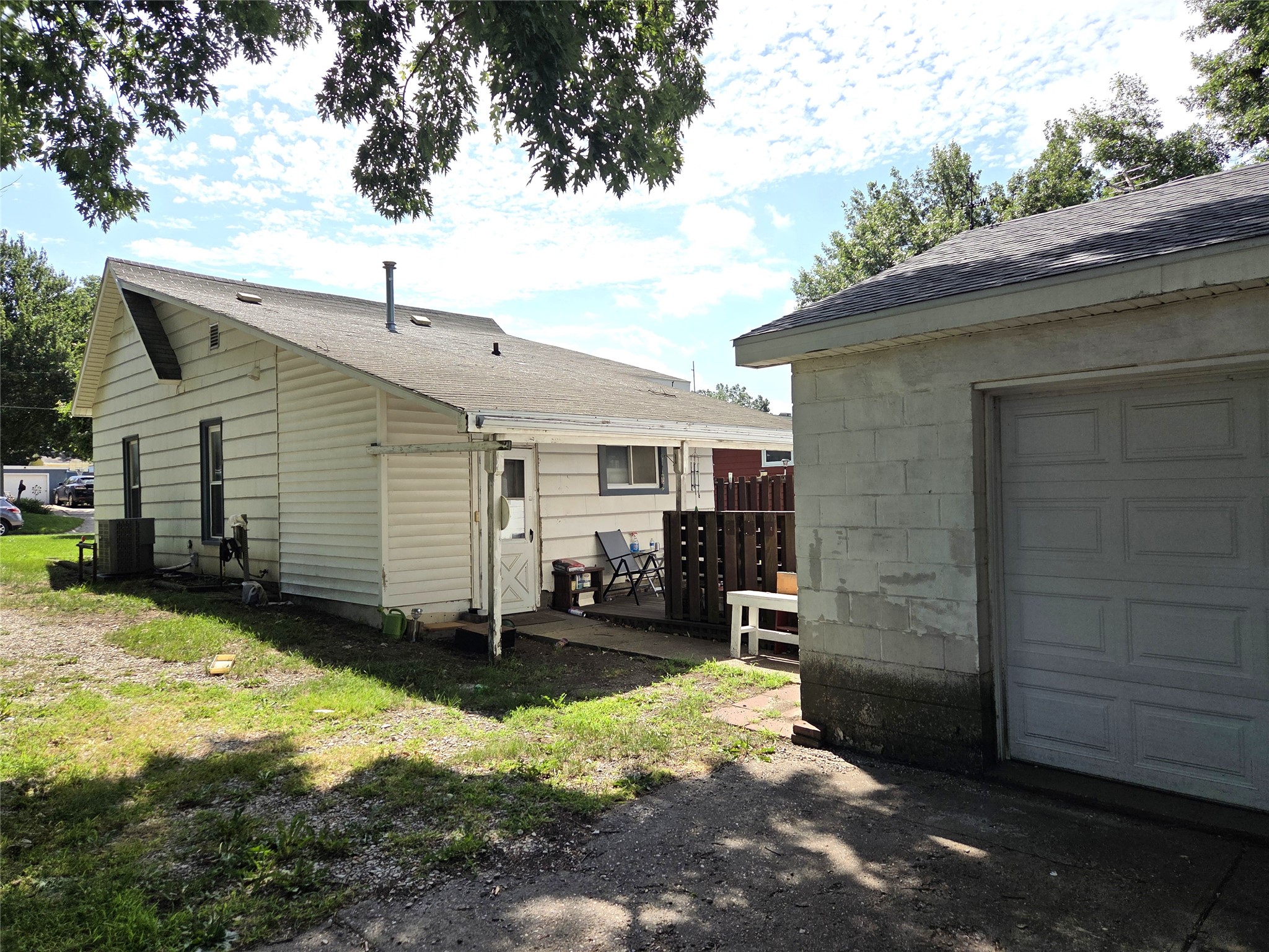 403 N I Street Property Photo 23