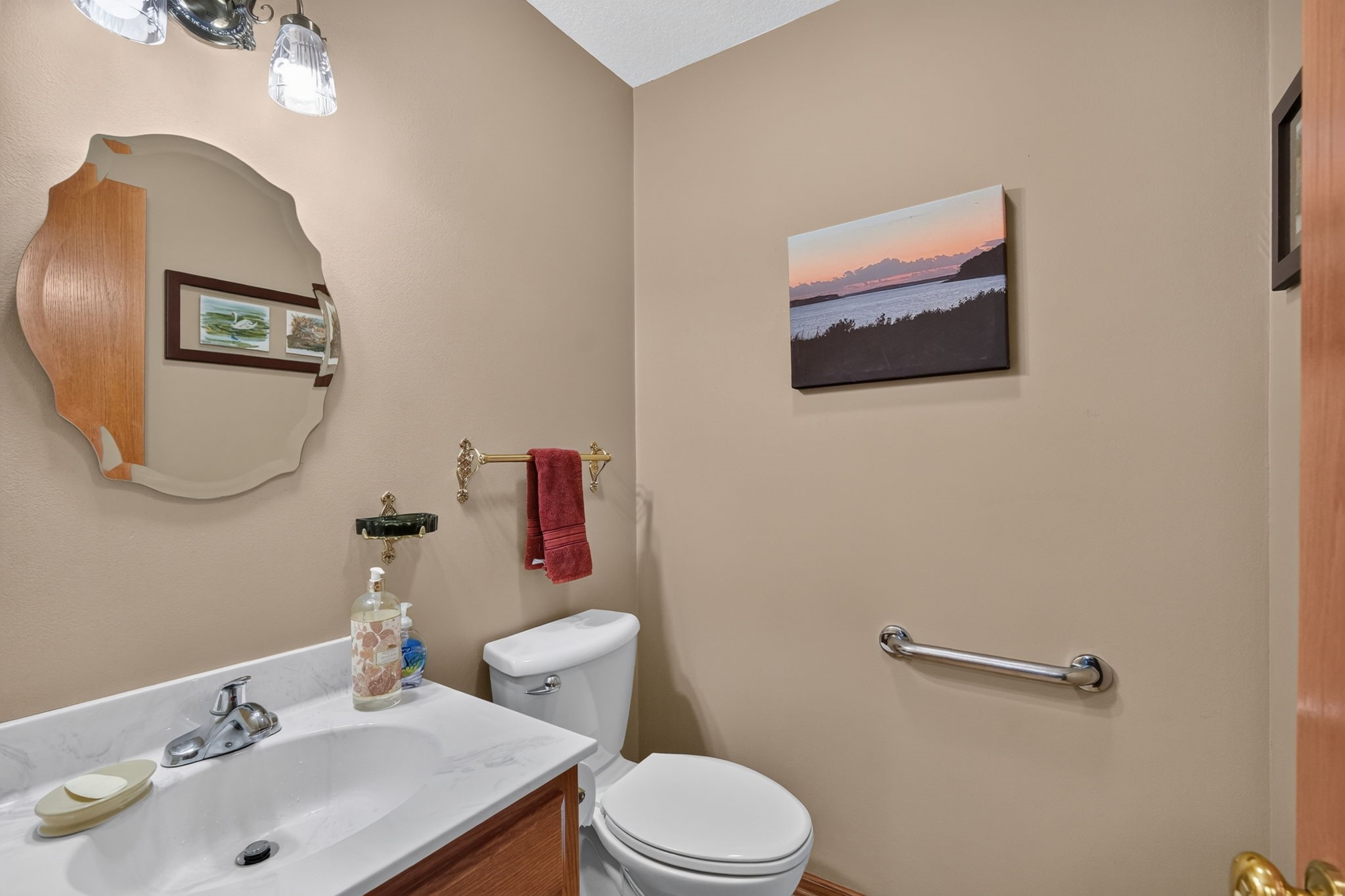 1501 Nw Campus Drive Property Photo 9