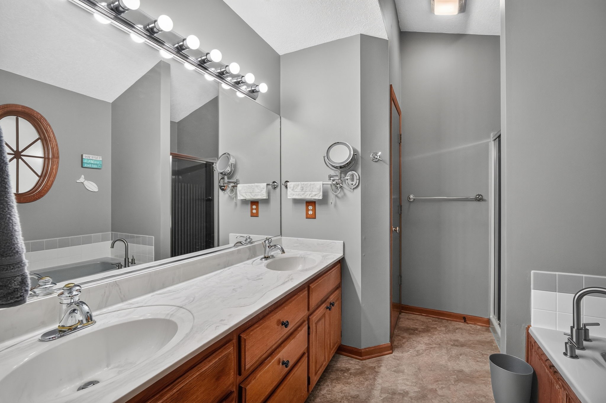 1501 Nw Campus Drive Property Photo 18